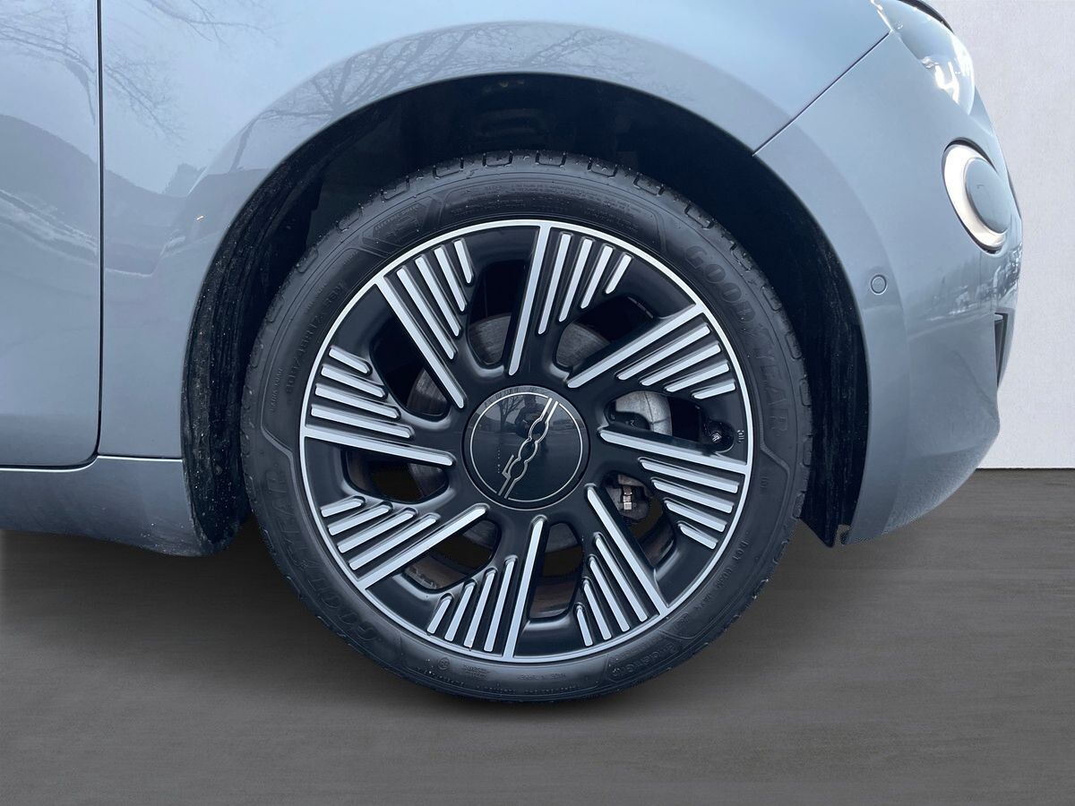 Billede af Fiat 500e EL La Prima 118HK Cabr. Aut.