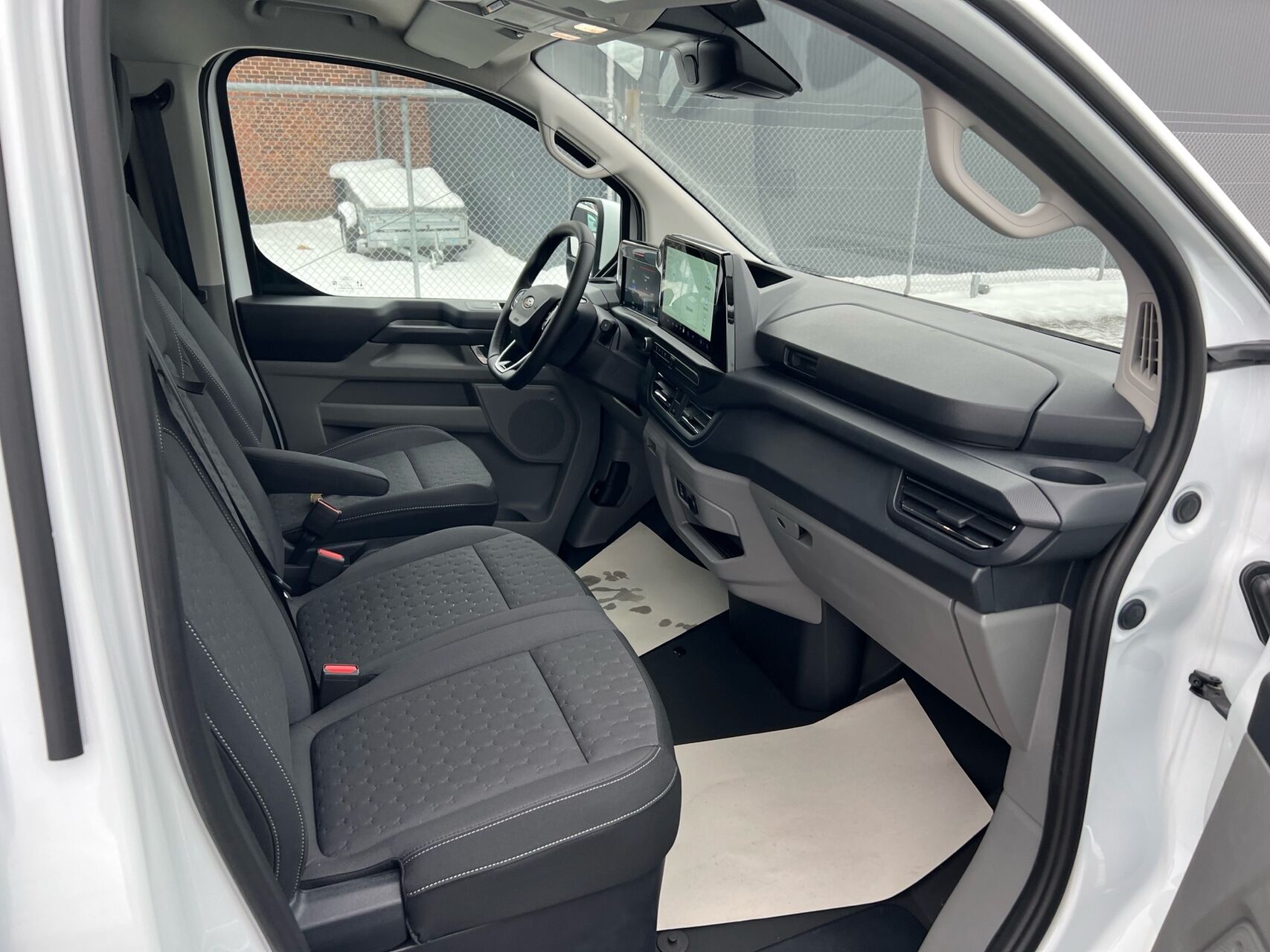 Billede af Ford E-Transit Custom 320 L1H1 EL Limited 218HK Van Aut.