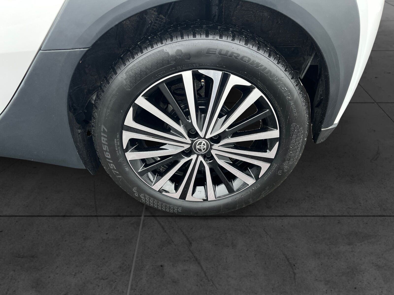 Billede af Toyota Aygo X 1,0 VVT-I Active 72HK 5d