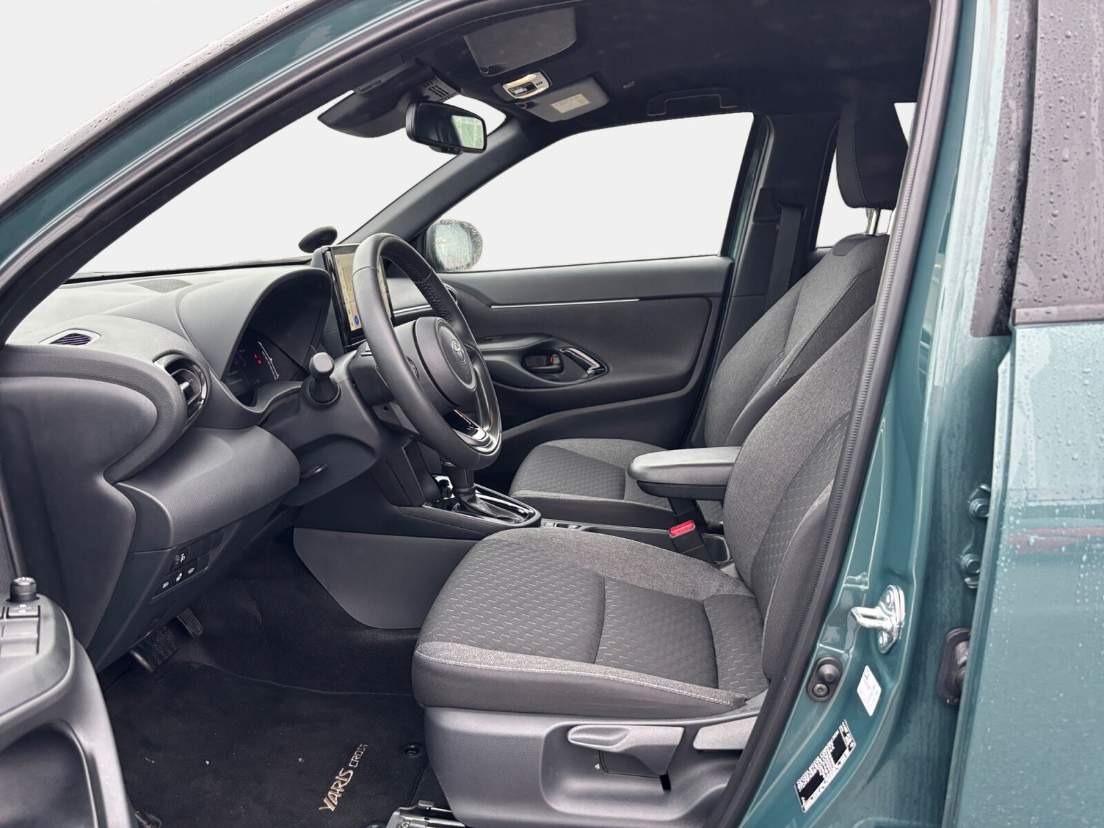 Billede af Toyota Yaris Cross 1,5 Hybrid Style Comfort 116HK 5d Trinl. Gear