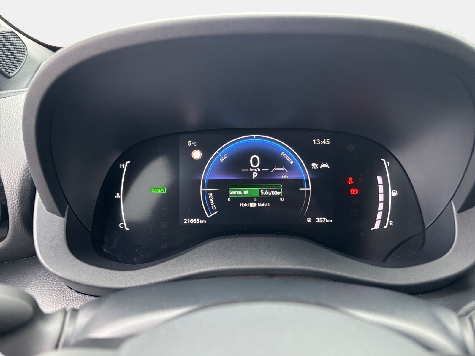 Billede af Toyota Yaris Cross 1,5 Hybrid Style Comfort 116HK 5d Trinl. Gear