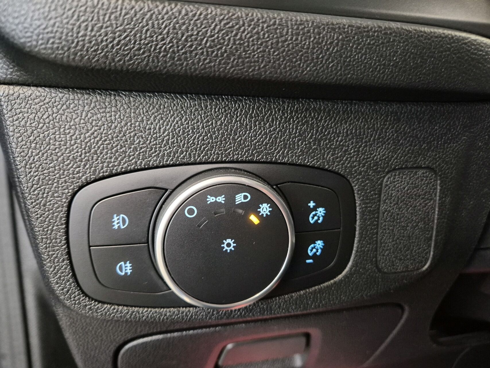 Billede af Ford Focus 1,5 EcoBlue ST-Line 120HK 5d 8g Aut.