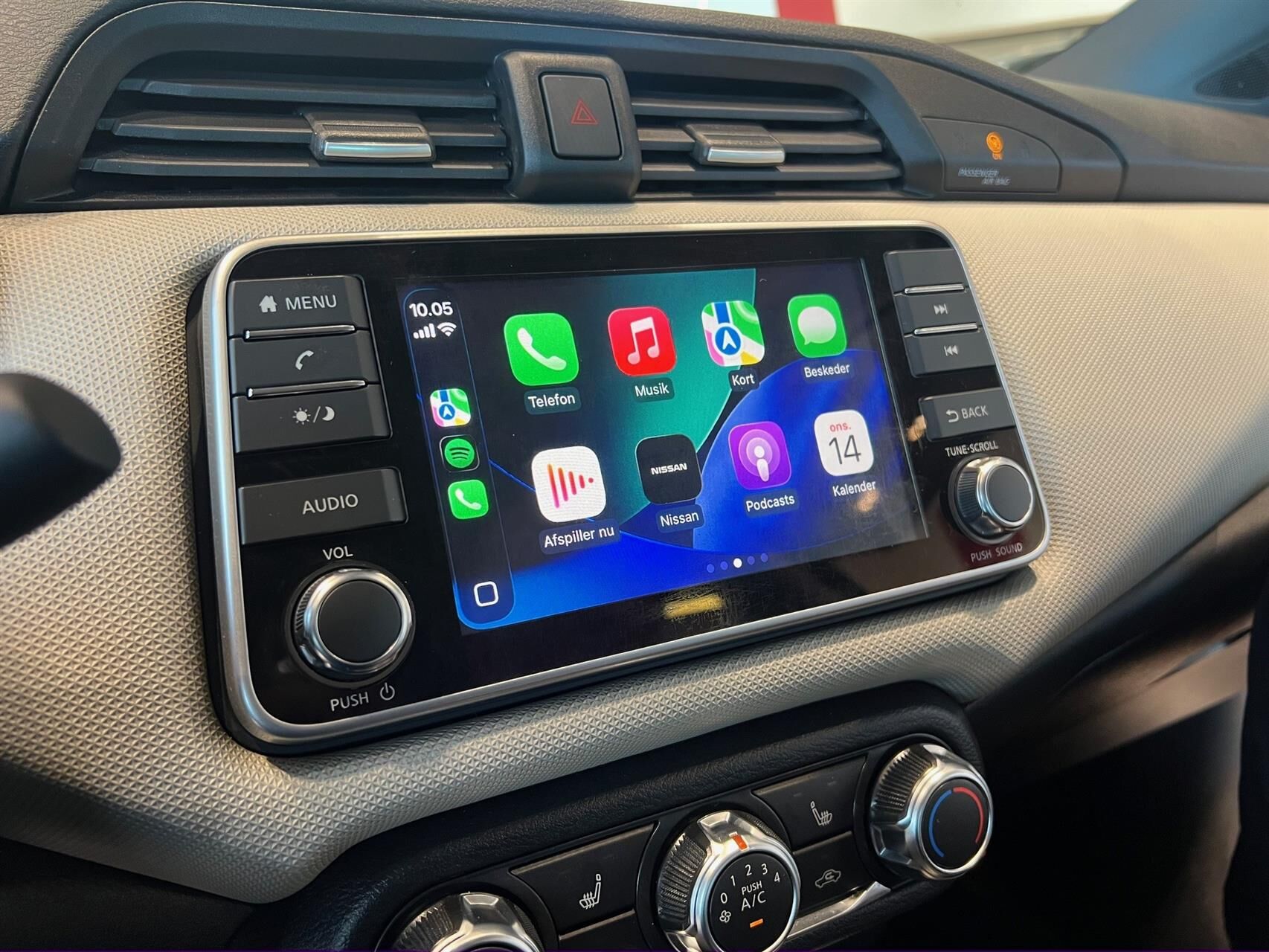 Billede af Nissan Micra 1,0 IG-T Acenta X-Tronic 100HK 5d Trinl. Gear