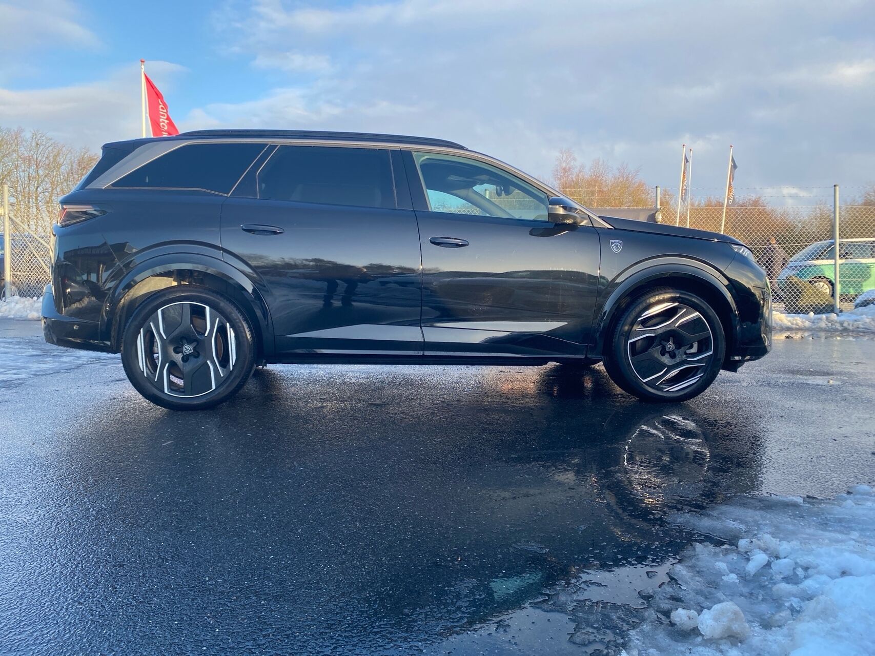 Billede af Peugeot e-5008 EL GT 210HK 5d Aut.