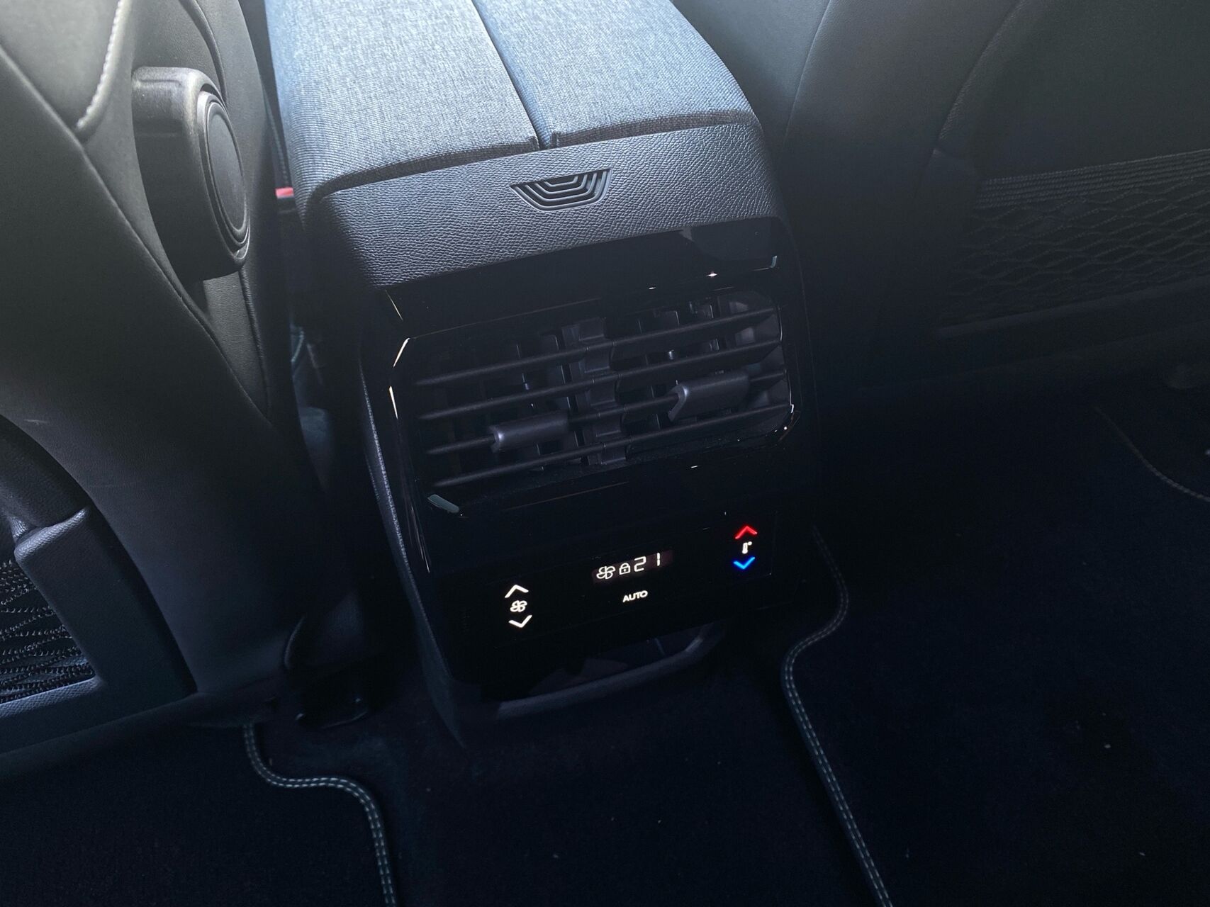 Billede af Peugeot e-5008 EL GT 210HK 5d Aut.