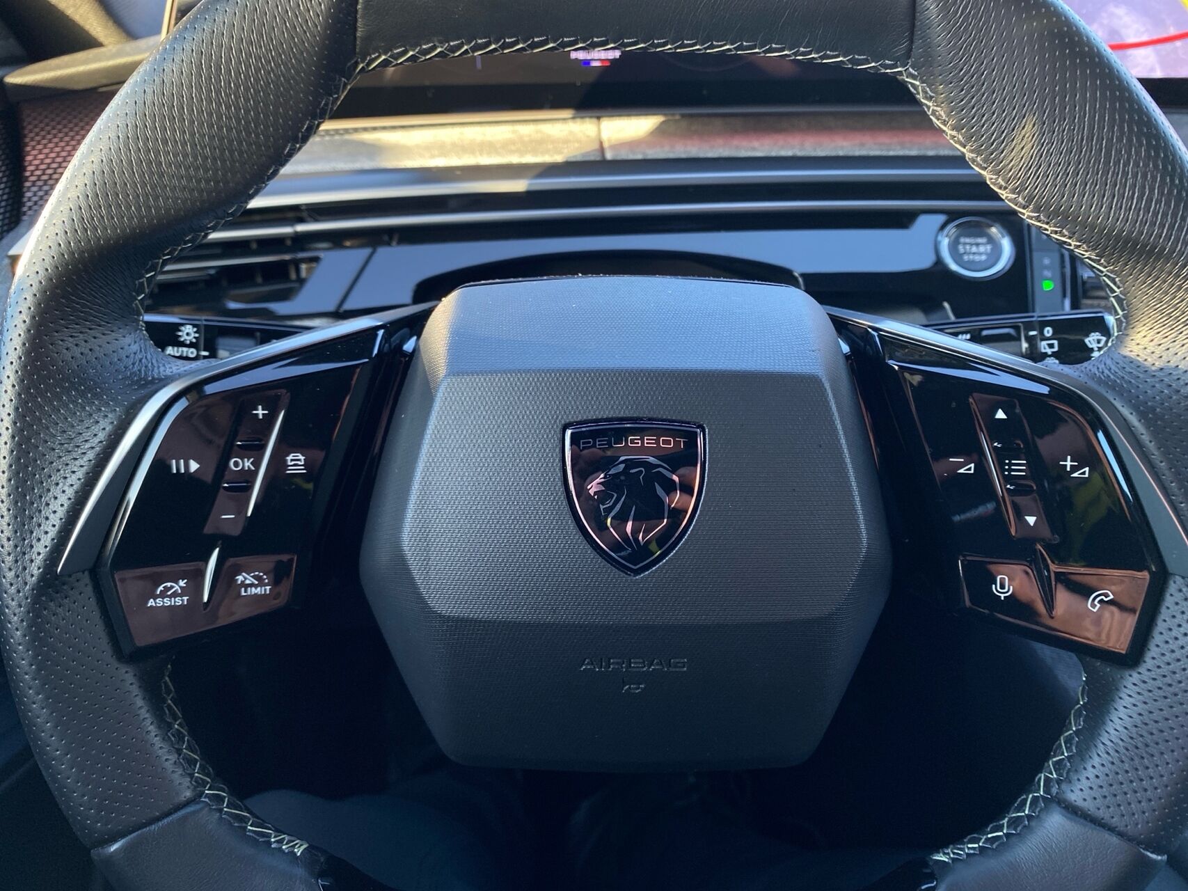 Billede af Peugeot e-5008 EL GT 210HK 5d Aut.