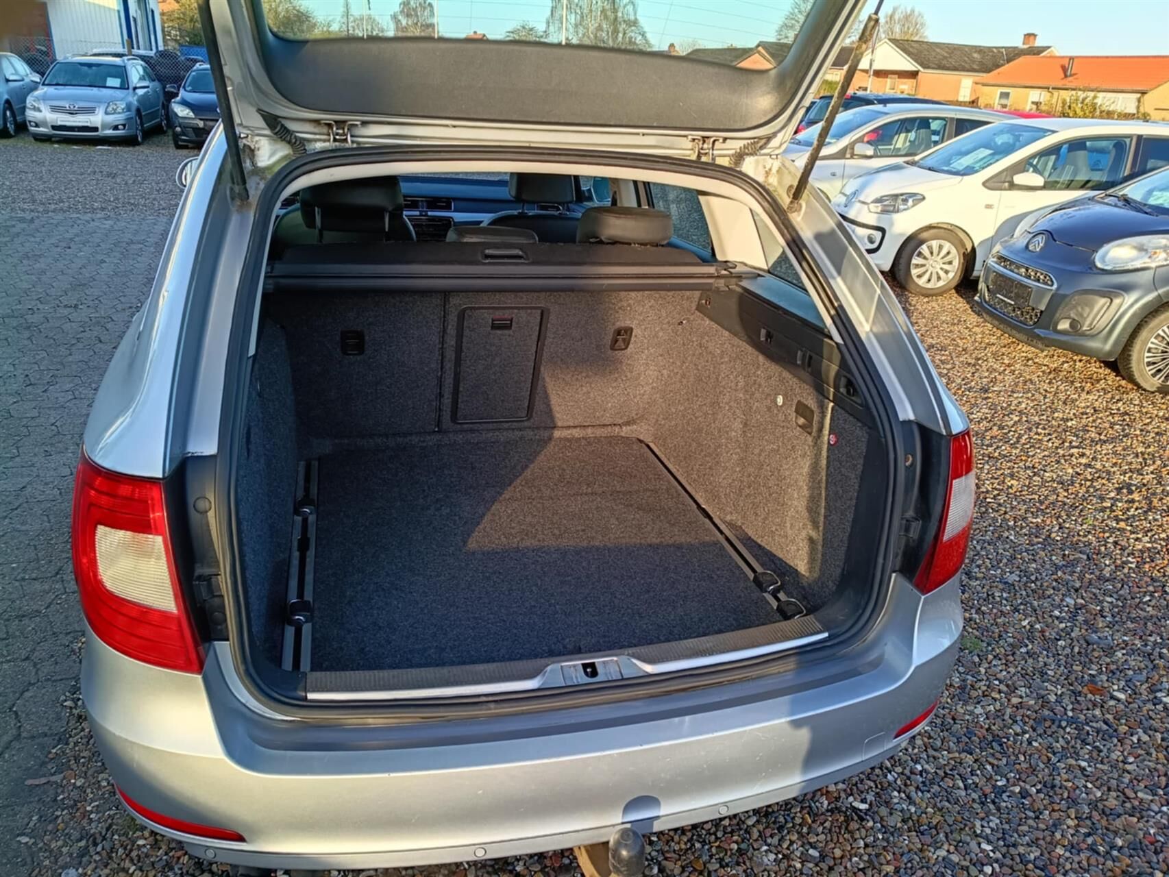 Billede af Skoda Superb Combi 1,6 TDI Common Rail DPF Greenline Elegance 105HK Stc