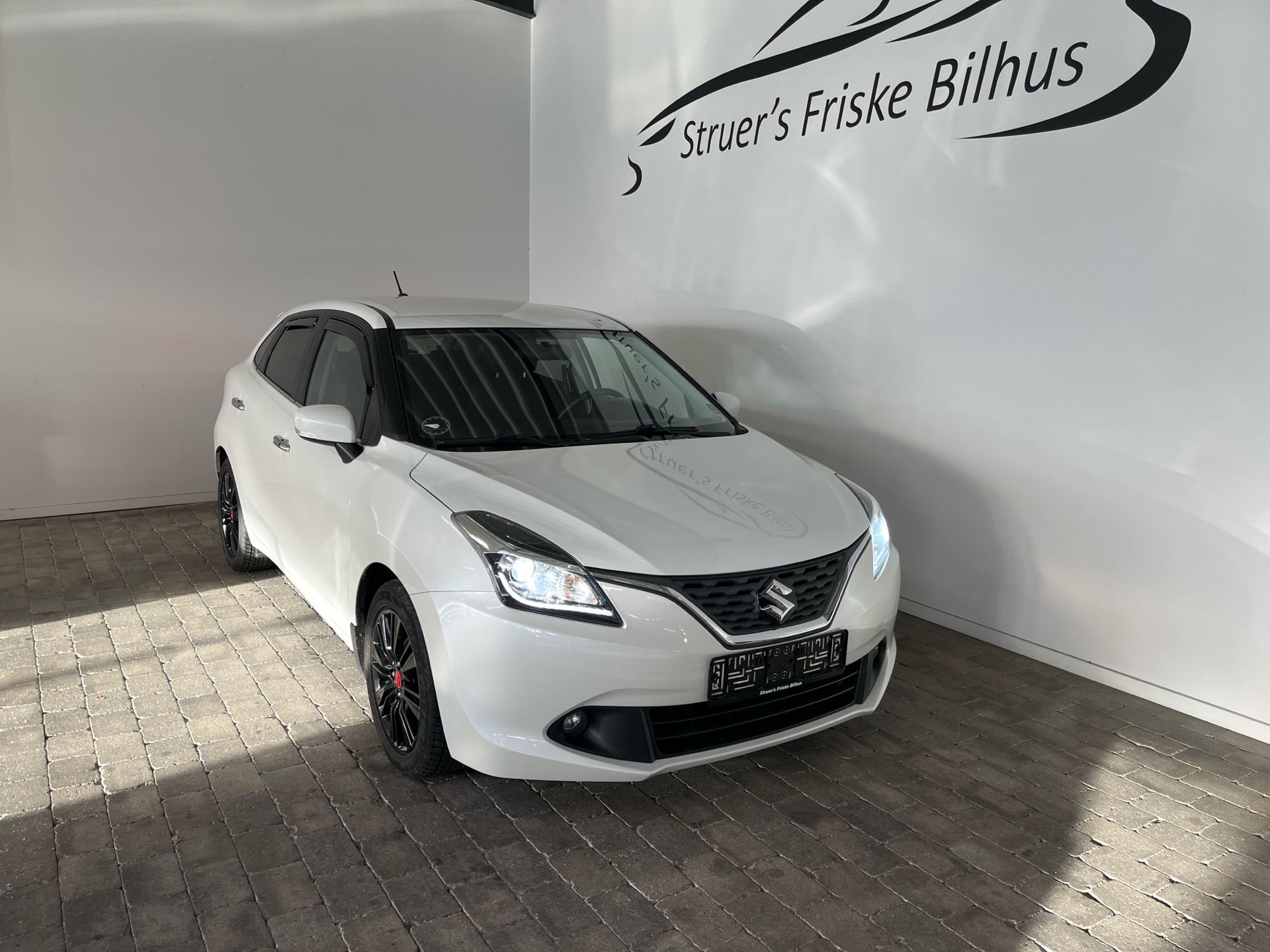 Billede af Suzuki Baleno 1,2 SHVS  Mild hybrid Exclusive Gold mild-hybrid 90HK 5d