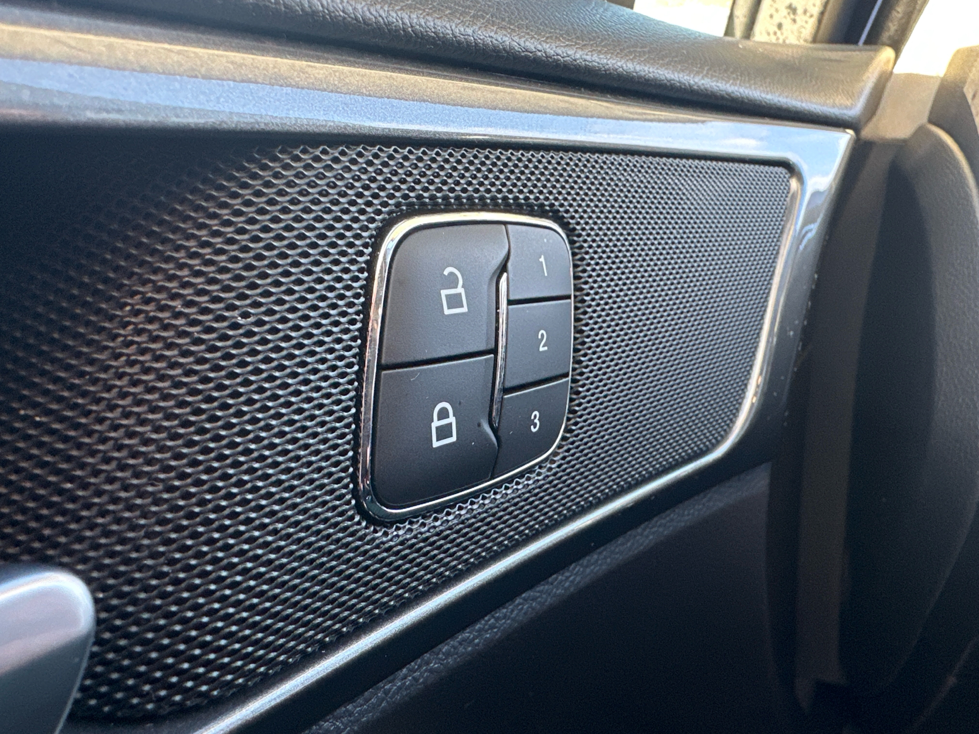 Billede af Ford Mondeo 2,0 HEV  Hybrid Titanium 187HK Stc 6g Aut.