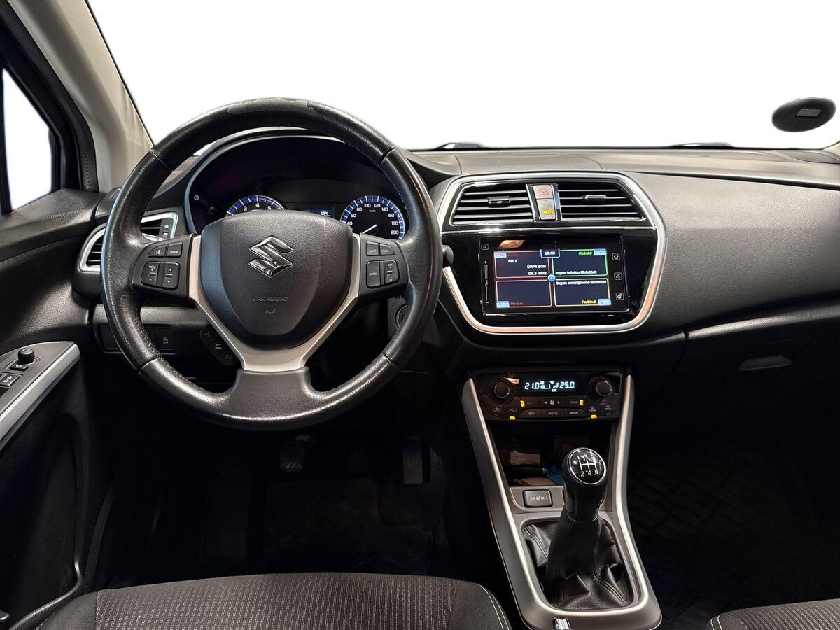 Billede af Suzuki S-Cross 1,0 Boosterjet Active 112HK 5d