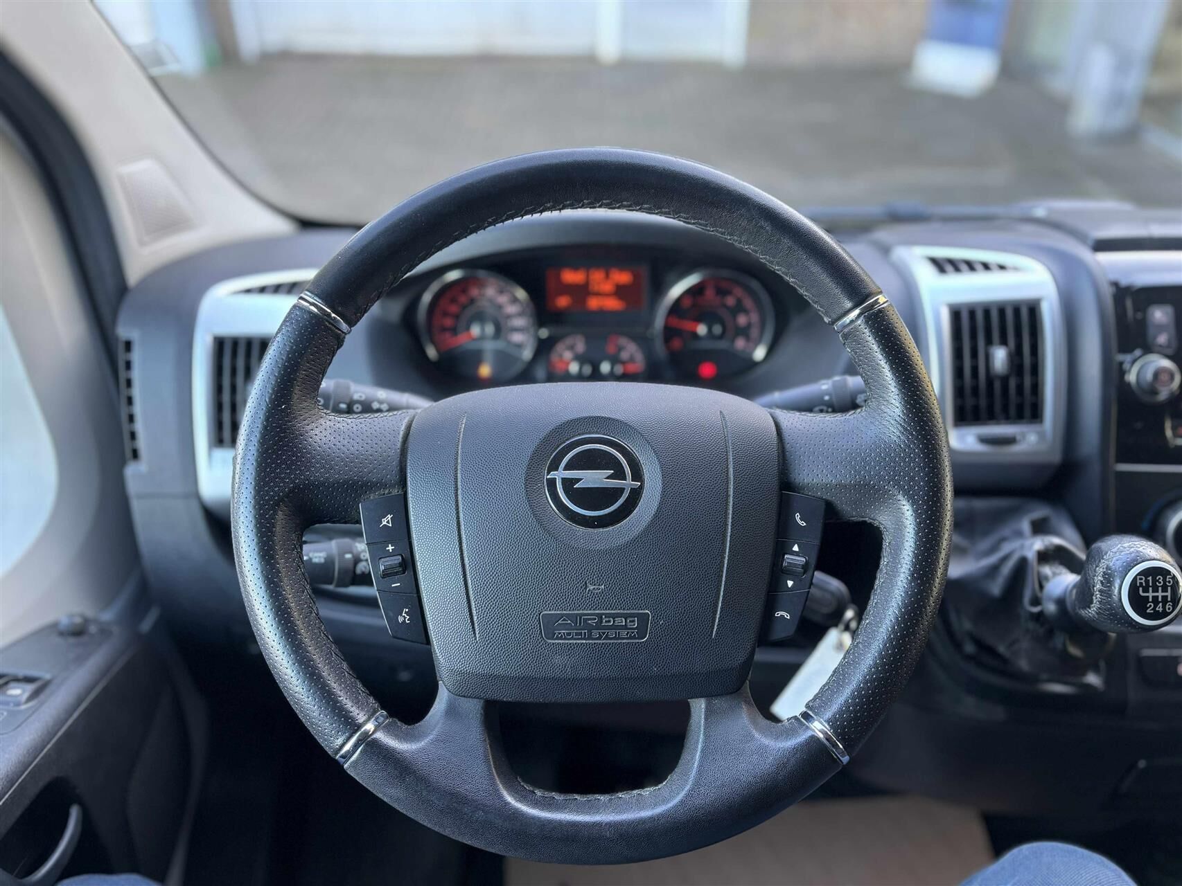 Billede af Opel Movano 35 L2H2 2,2 BlueHDi Enjoy 140HK Van 6g