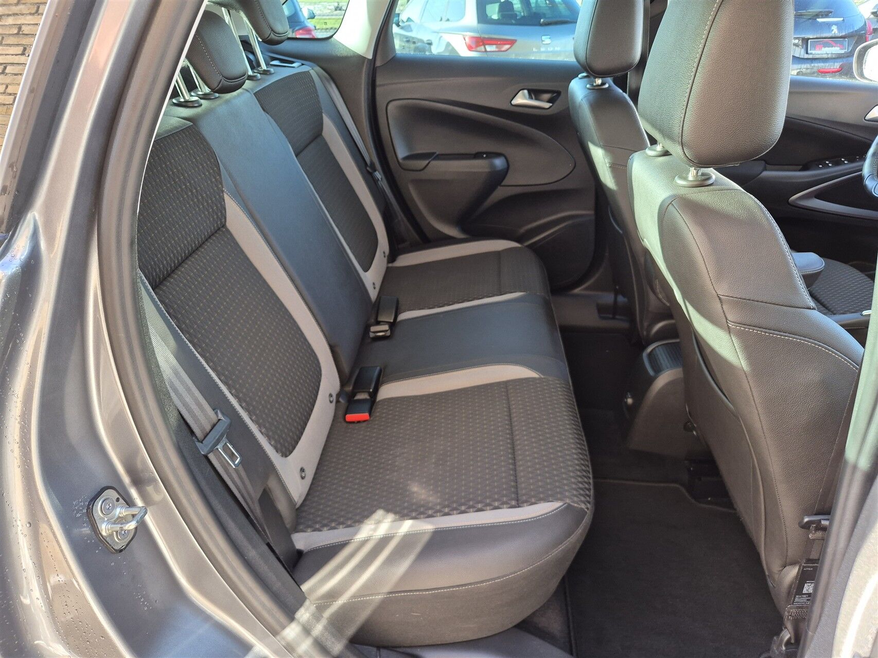 Billede af Opel Crossland X 1,2 Enjoy 81HK 5d