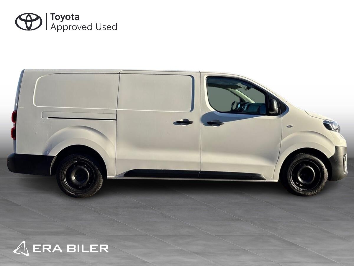 Billede af Toyota Proace Long 2,0 D Comfort Master m/dobbelt skydedør, bagklap 122HK Van 8g Aut.