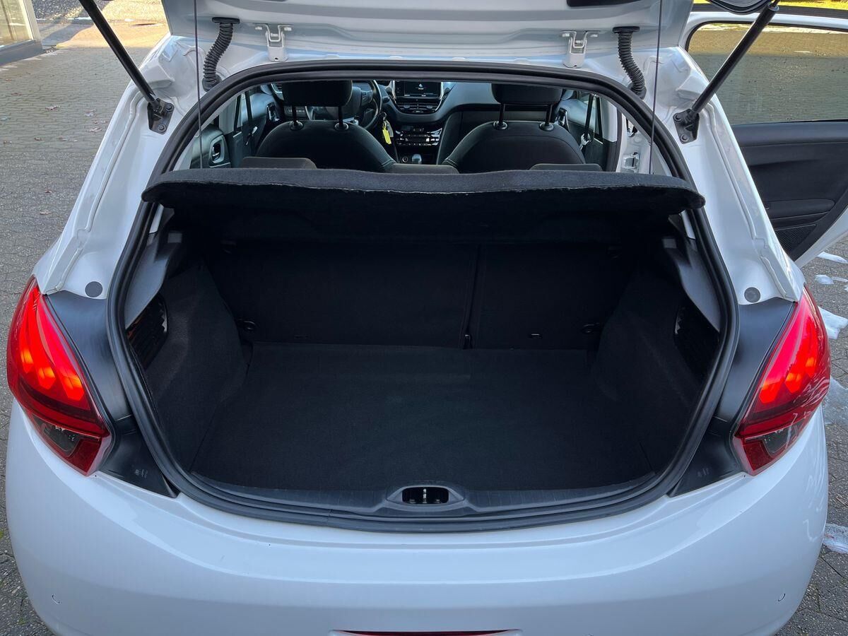 Billede af Peugeot 208 1,5 BlueHDi Prestige 100HK 5d