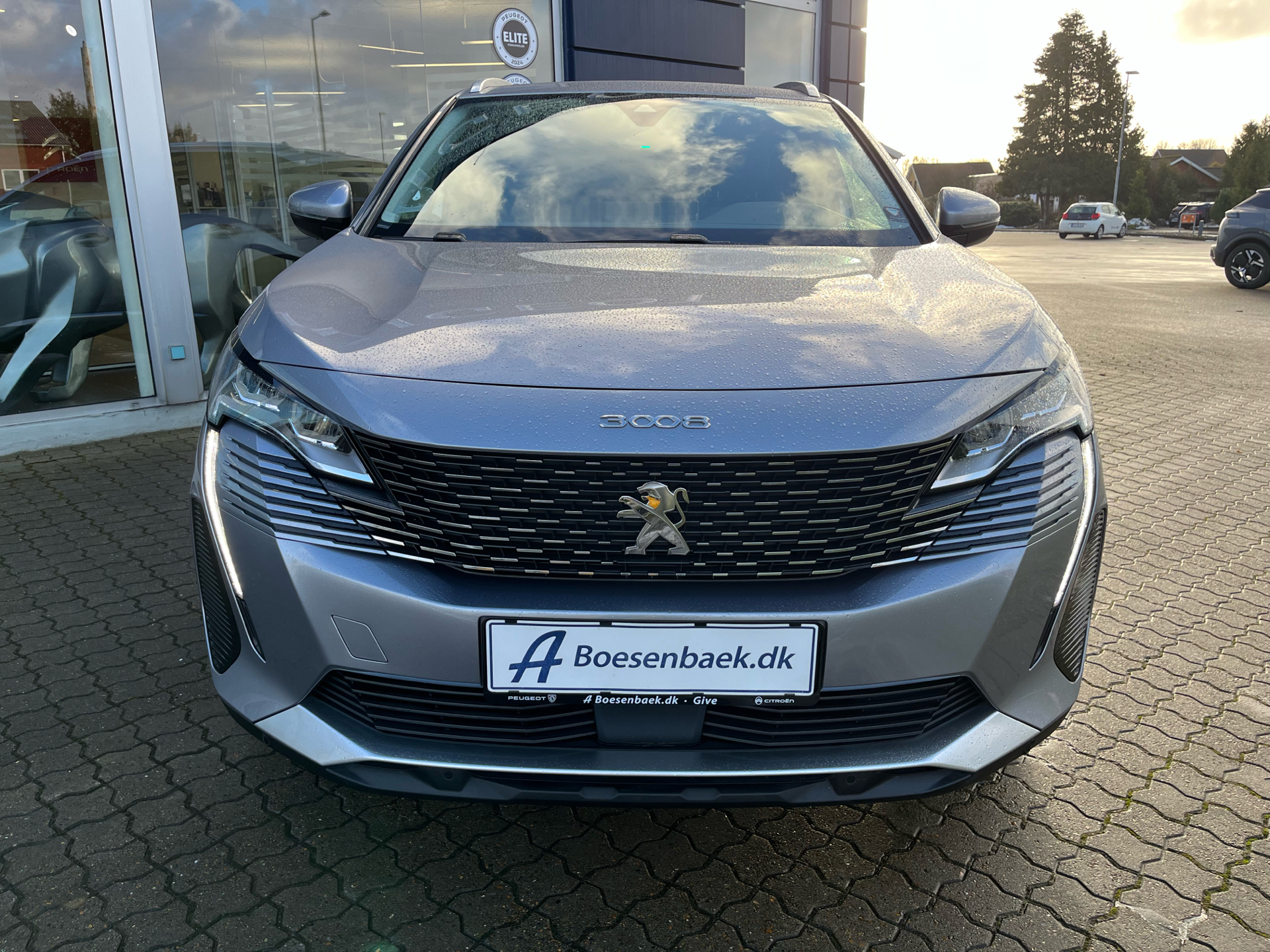 Billede af Peugeot 3008 1,6 PureTech  Plugin-hybrid Allure Pack EAT8 225HK 5d 8g Aut.