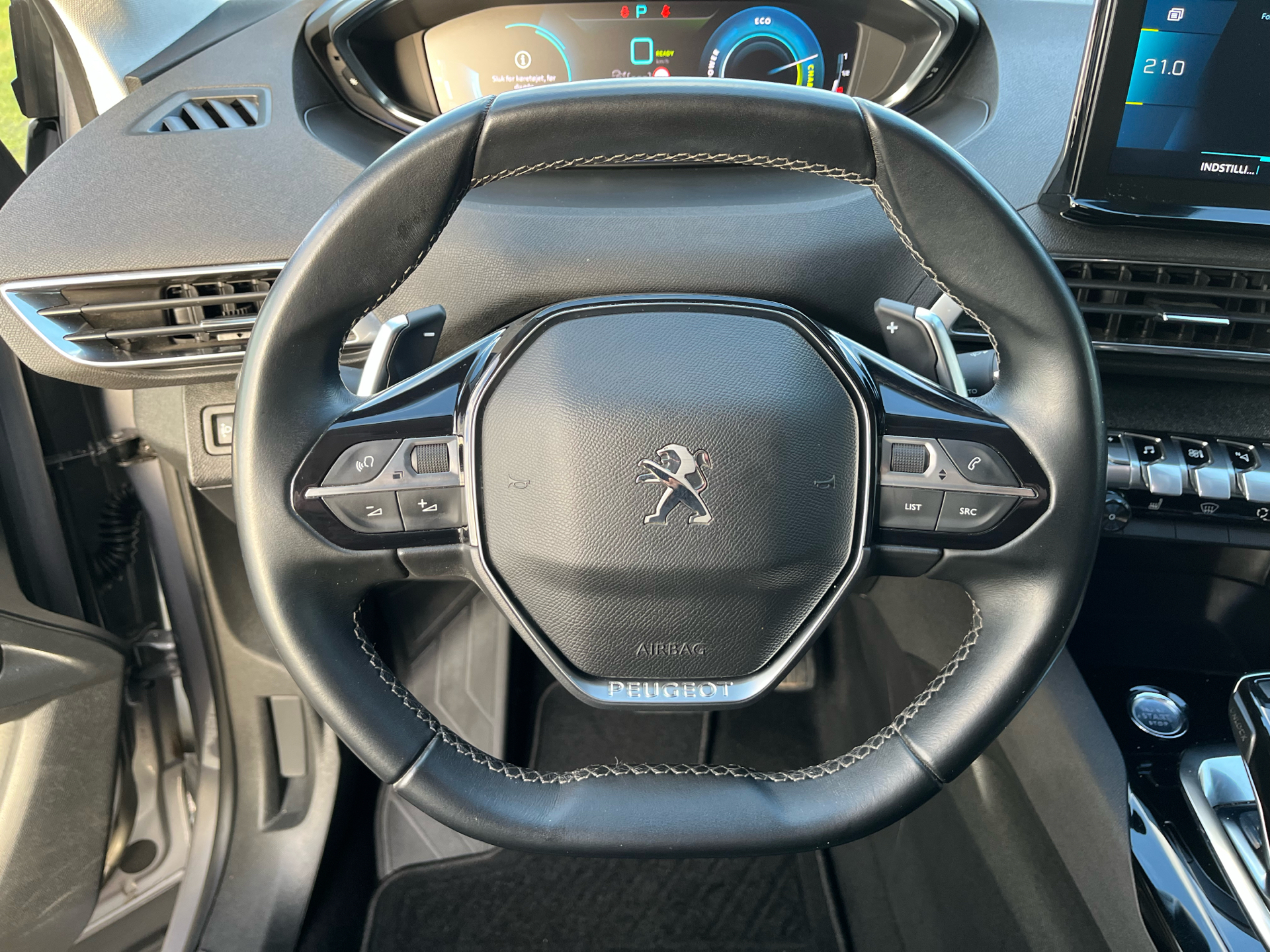 Billede af Peugeot 3008 1,6 PureTech  Plugin-hybrid Allure Pack EAT8 225HK 5d 8g Aut.