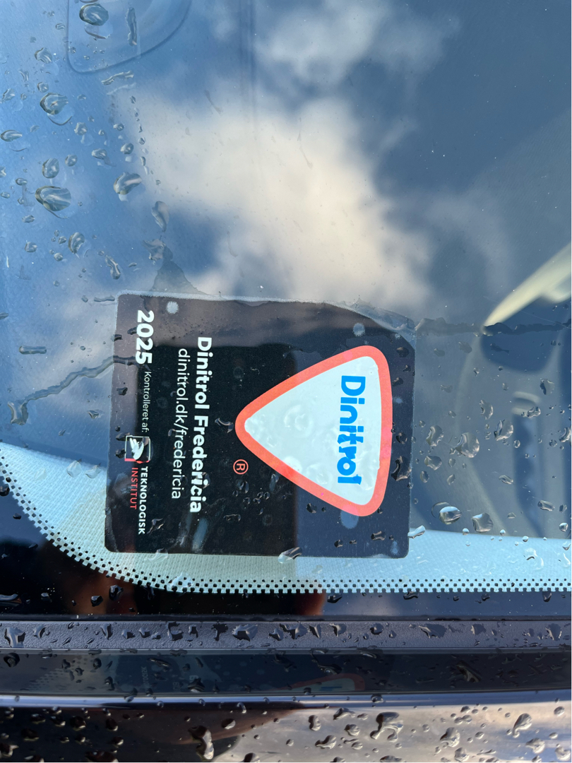 Billede af Peugeot 3008 1,6 PureTech  Plugin-hybrid Allure Pack EAT8 225HK 5d 8g Aut.