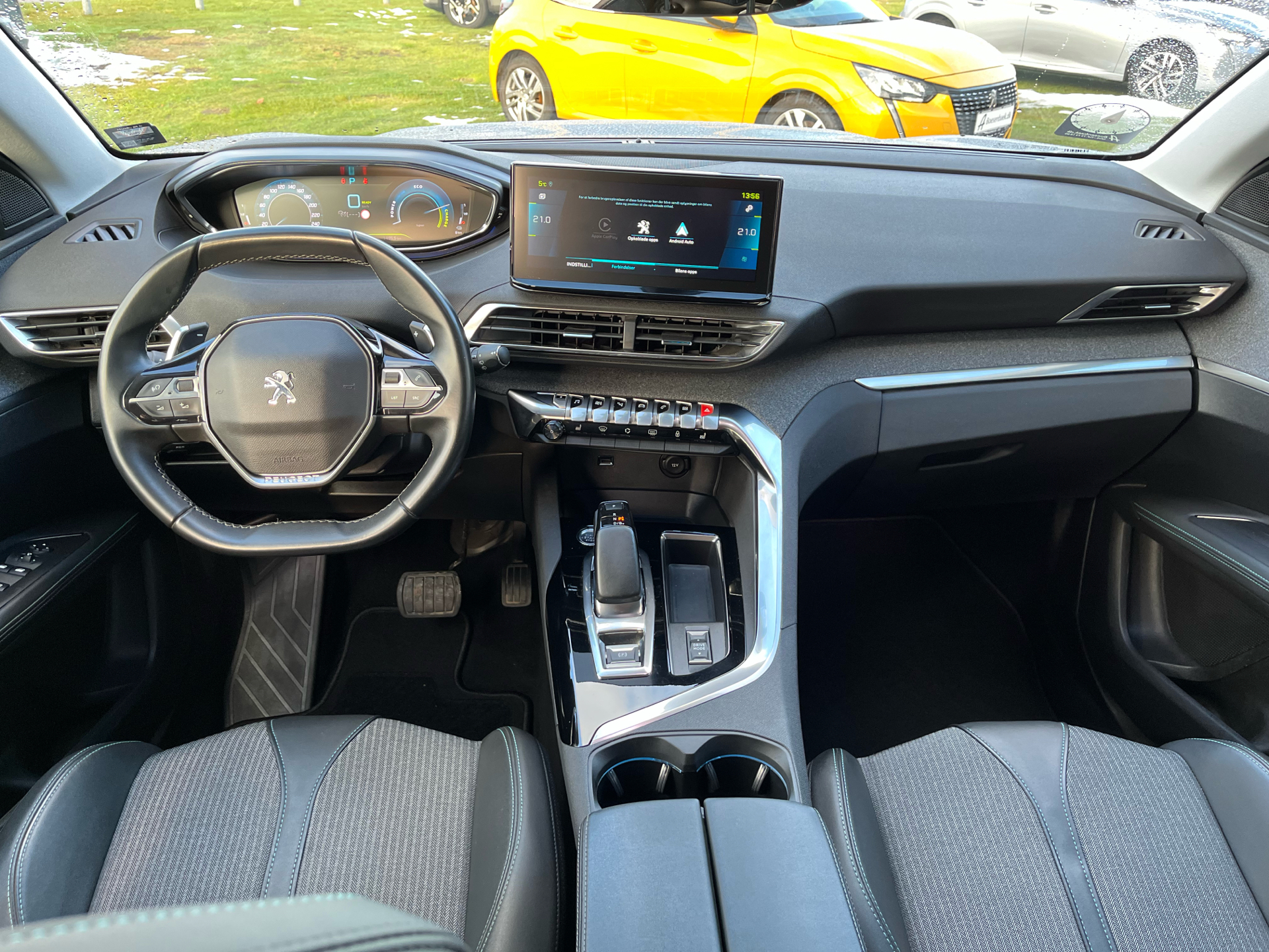 Billede af Peugeot 3008 1,6 PureTech  Plugin-hybrid Allure Pack EAT8 225HK 5d 8g Aut.