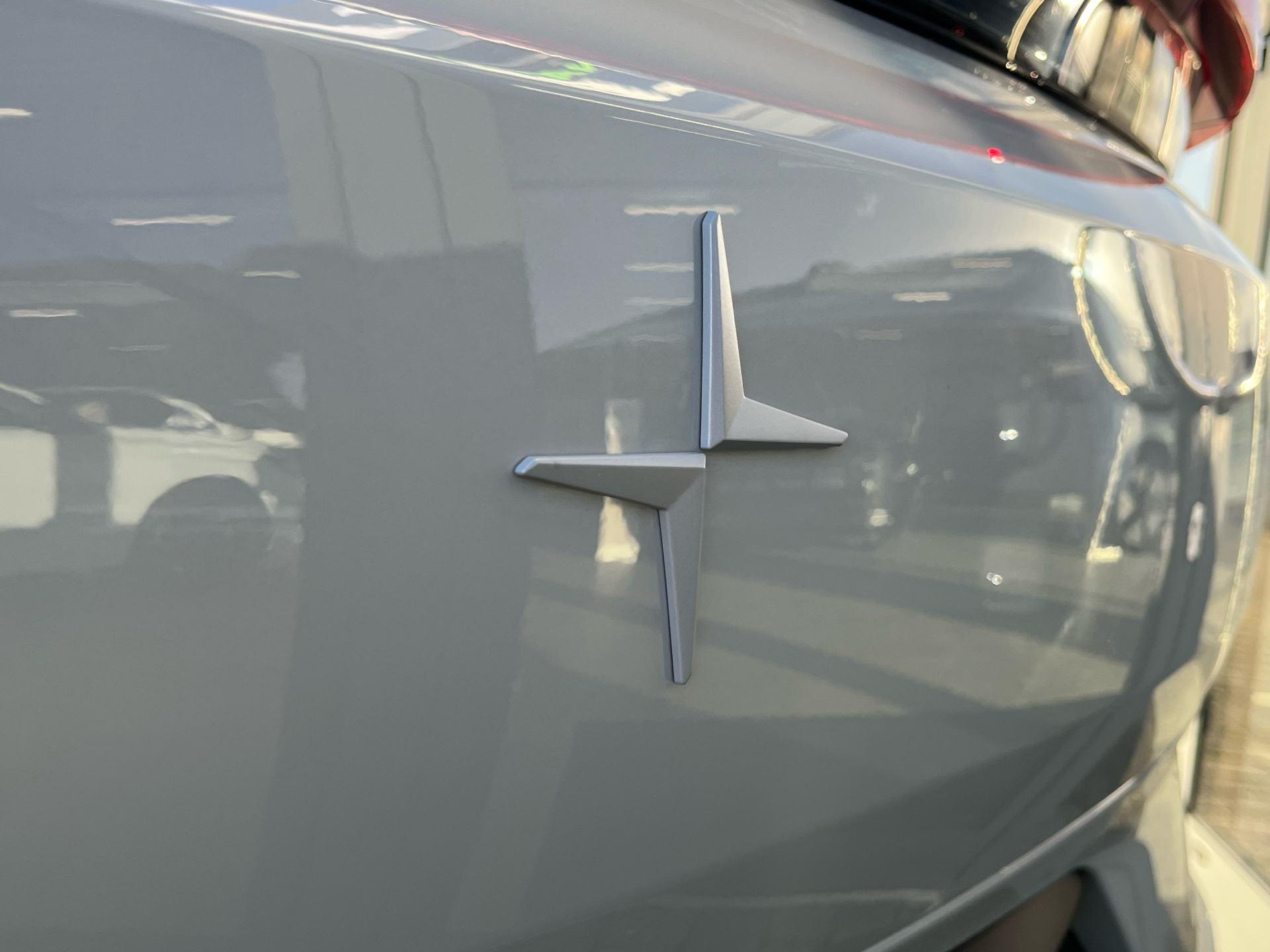 Billede af Polestar 4 EL Long range Single motor 272HK 5d Aut.