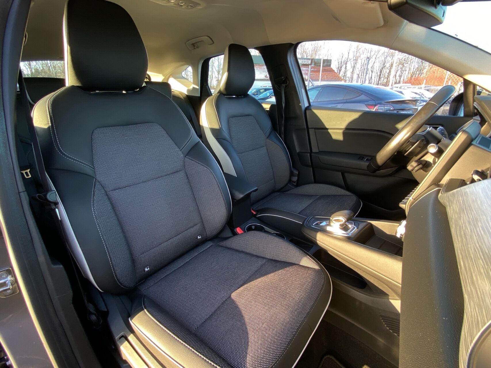 Billede af Renault Captur 1,3 TCE GPF Intens EDC 130HK 5d 7g Aut.