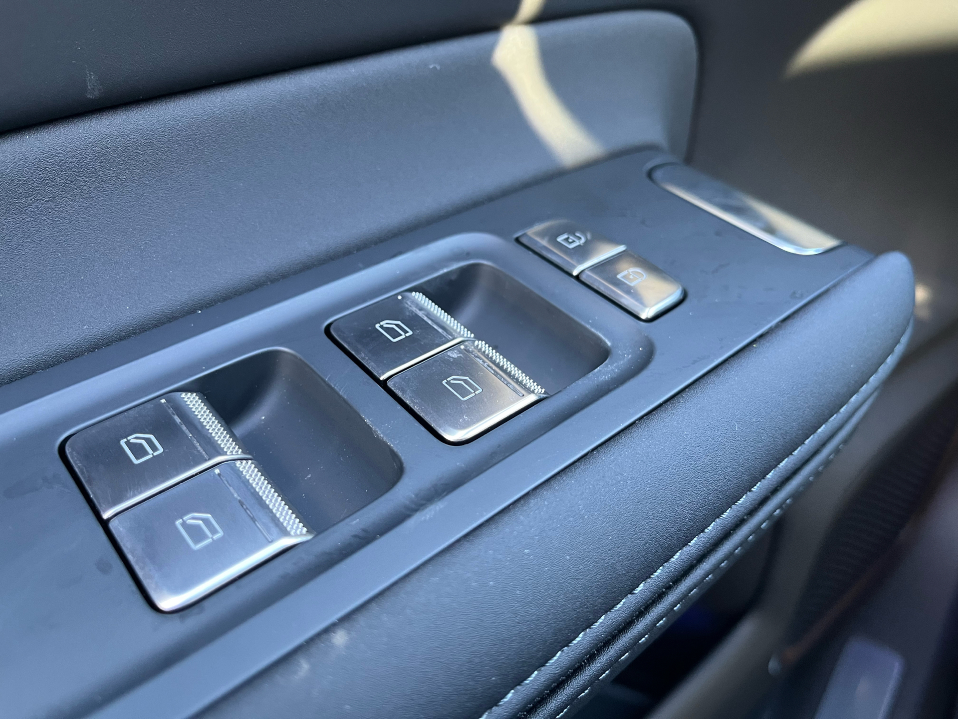 Billede af Polestar 4 EL Long range Single motor 272HK 5d Aut.