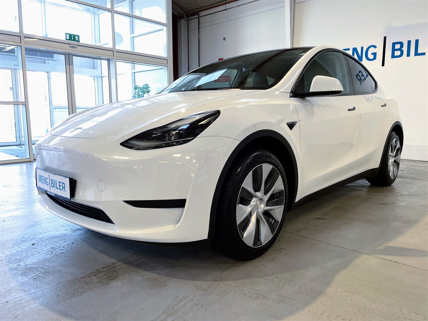 Billede af Tesla Model Y EL RWD 299HK 5d Aut.