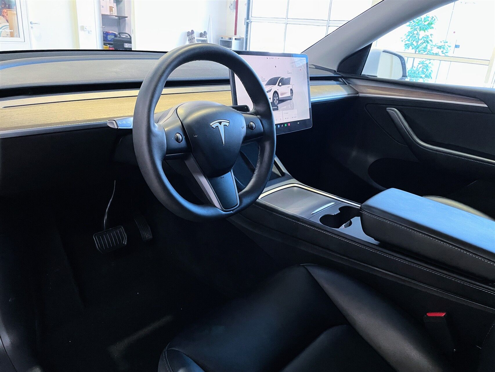 Billede af Tesla Model Y EL RWD 299HK 5d Aut.