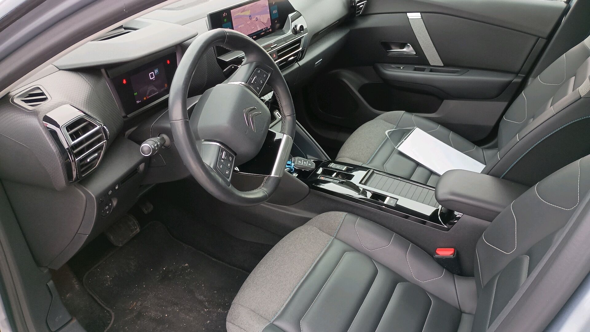 Billede af Citroën C4 1,2 PureTech Shine EAT8 130HK 5d 8g Aut.