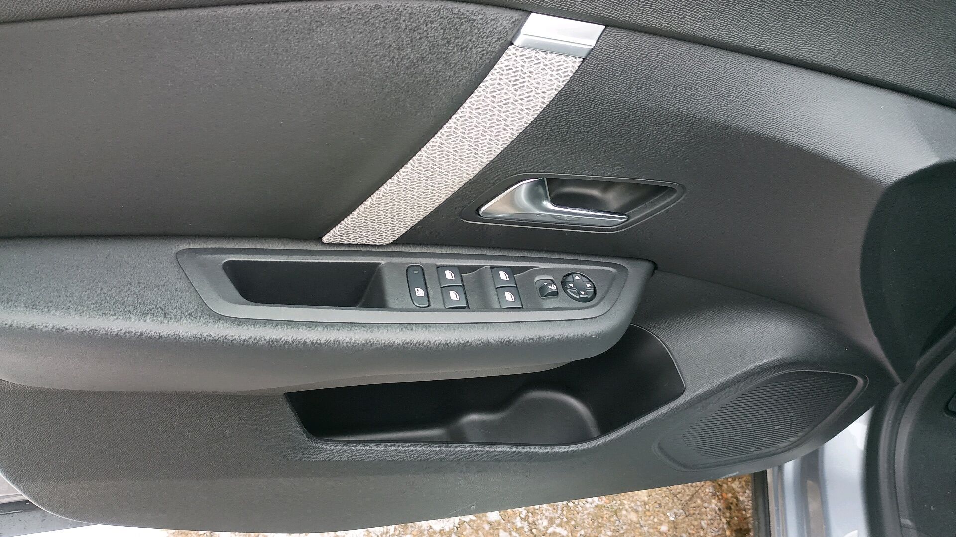 Billede af Citroën C4 1,2 PureTech Shine EAT8 130HK 5d 8g Aut.