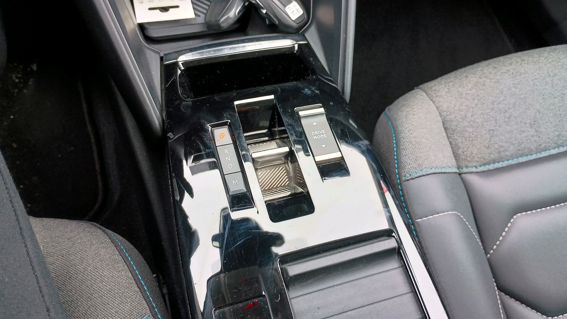 Billede af Citroën C4 1,2 PureTech Shine EAT8 130HK 5d 8g Aut.