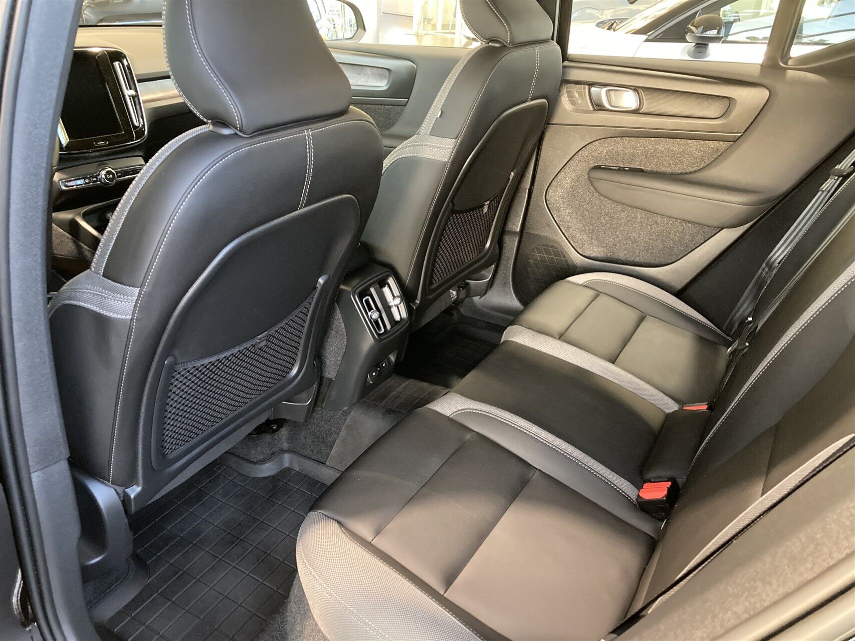 Billede af Volvo XC40 P6 Recharge Plus 231HK 5d Aut.