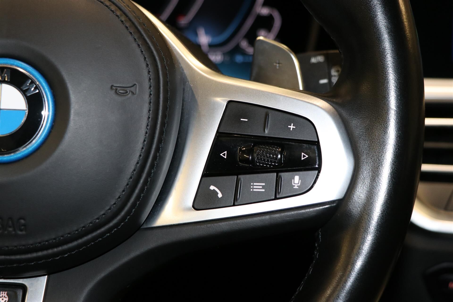 Billede af BMW 330e Touring 2,0 Plugin-hybrid M-Sport Steptronic 292HK Stc 8g Aut.