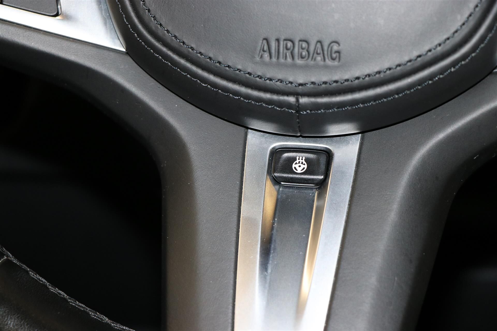 Billede af BMW 330e Touring 2,0 Plugin-hybrid M-Sport Steptronic 292HK Stc 8g Aut.