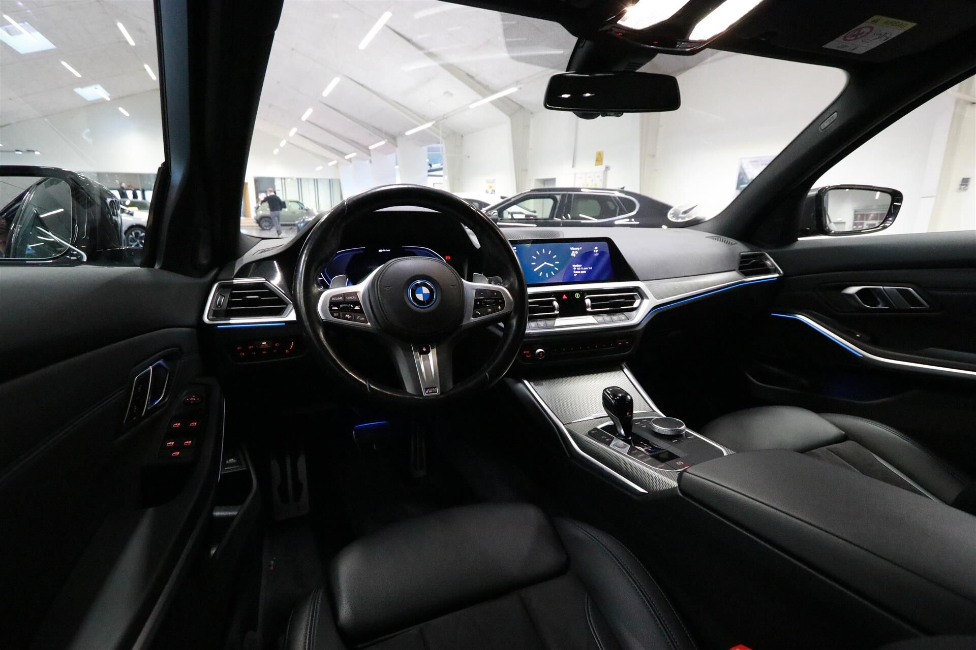 Billede af BMW 330e Touring 2,0 Plugin-hybrid M-Sport Steptronic 292HK Stc 8g Aut.