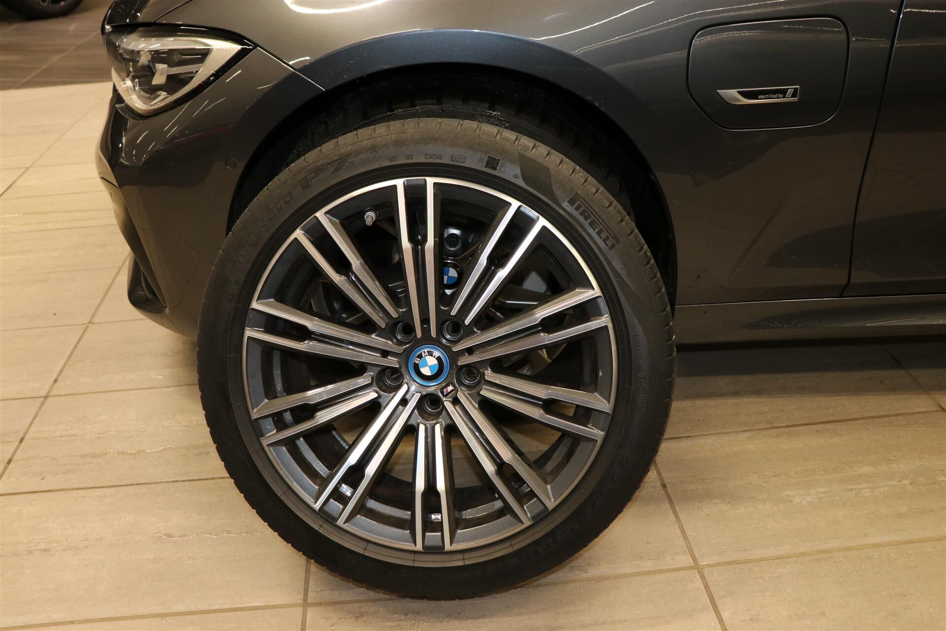 Billede af BMW 330e Touring 2,0 Plugin-hybrid M-Sport Steptronic 292HK Stc 8g Aut.