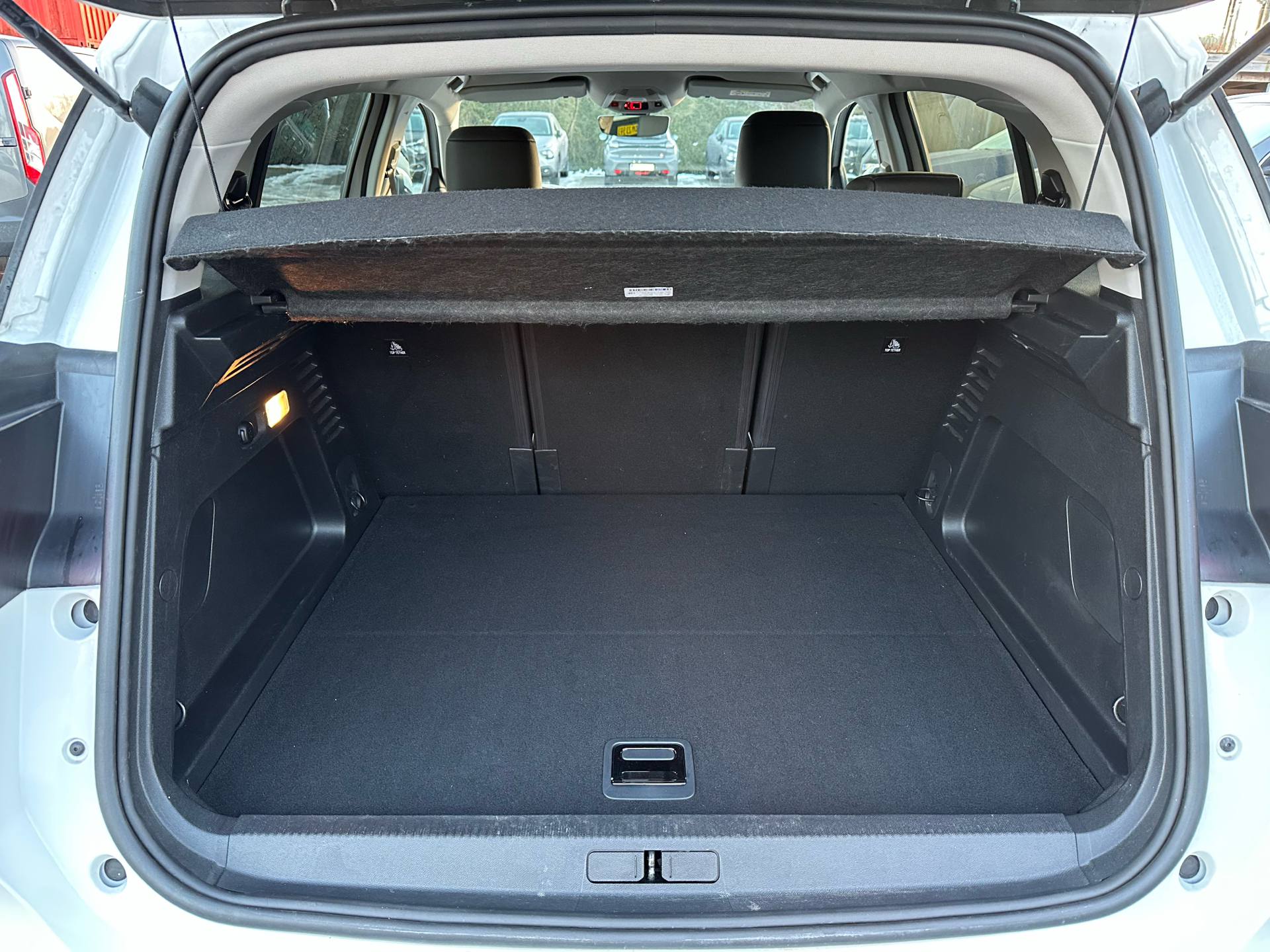 Billede af Citroën C5 Aircross 1,6 Plugin-hybrid Iconic Black Edition EAT8 225HK 5d 8g Aut.