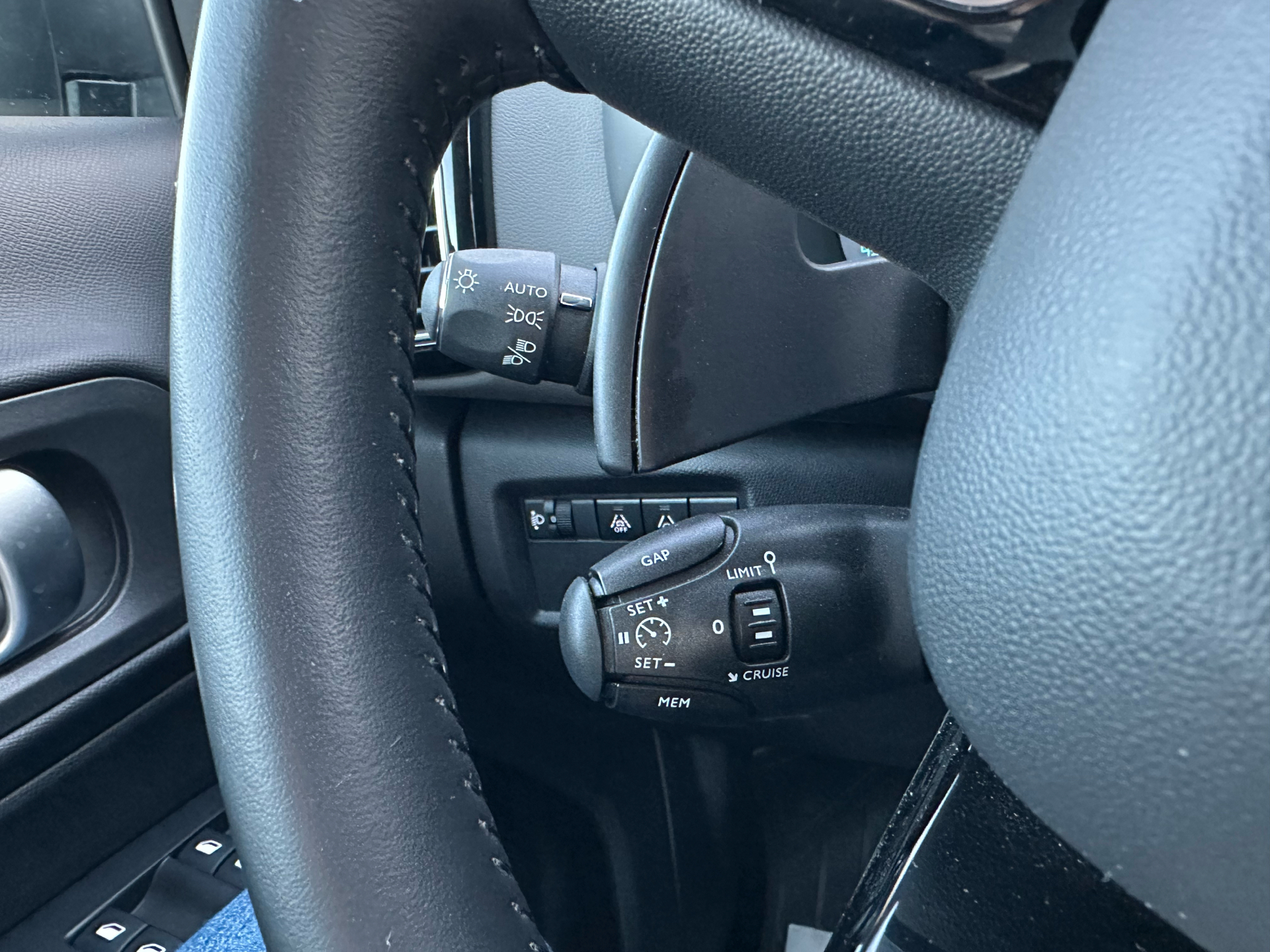 Billede af Citroën C5 Aircross 1,6 Plugin-hybrid Iconic Black Edition EAT8 225HK 5d 8g Aut.