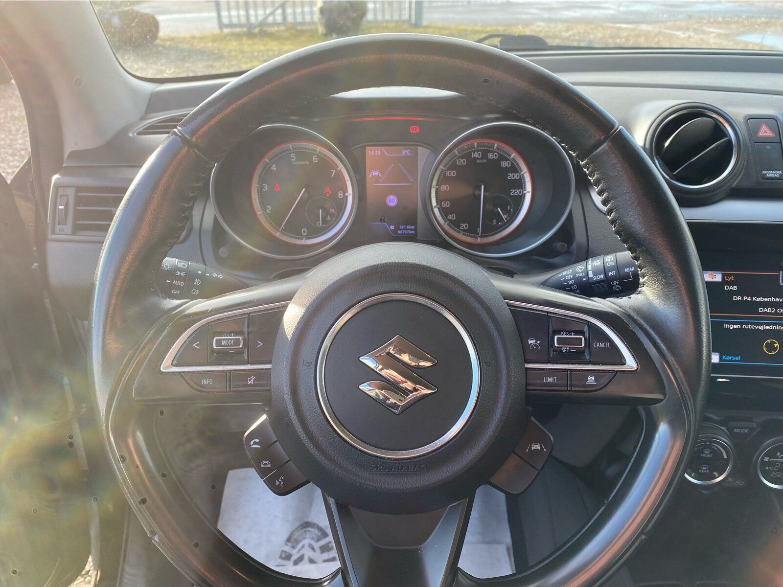 Billede af Suzuki Swift 1,2 Dualjet  Mild hybrid Exclusive AEB 83HK 5d