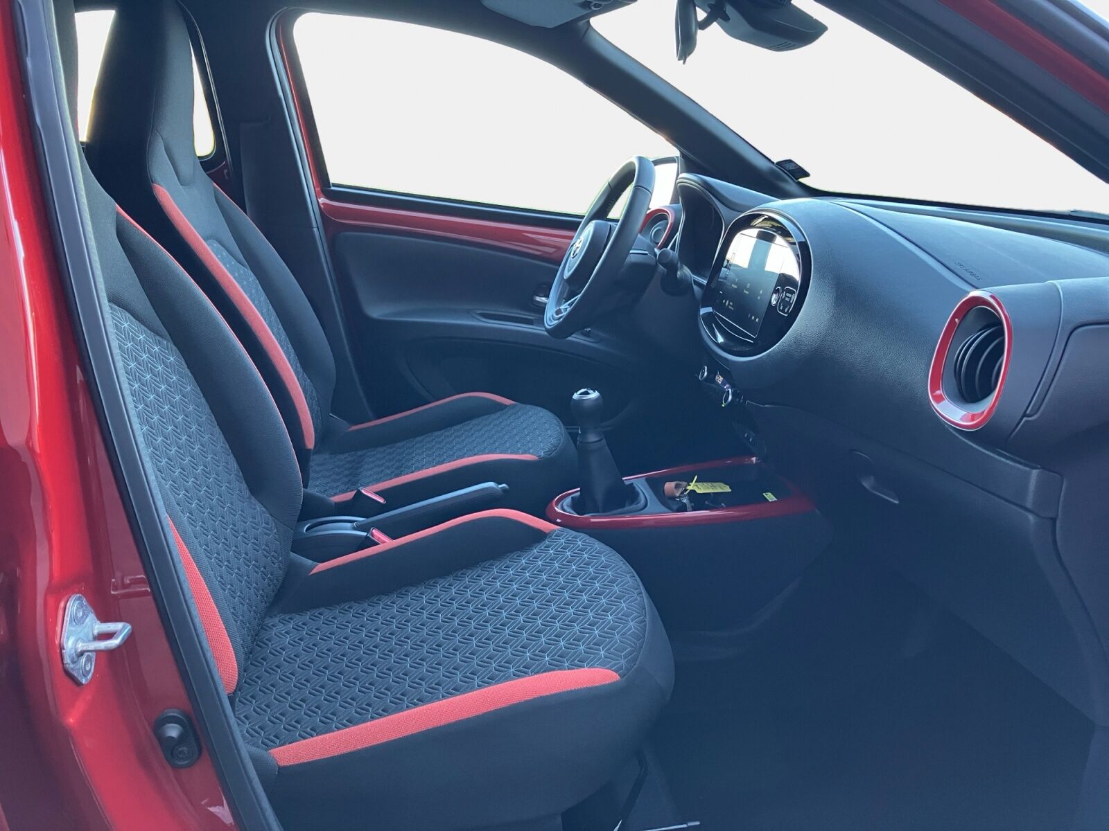 Billede af Toyota Aygo X 1,0 VVT-I Pulse 72HK 5d