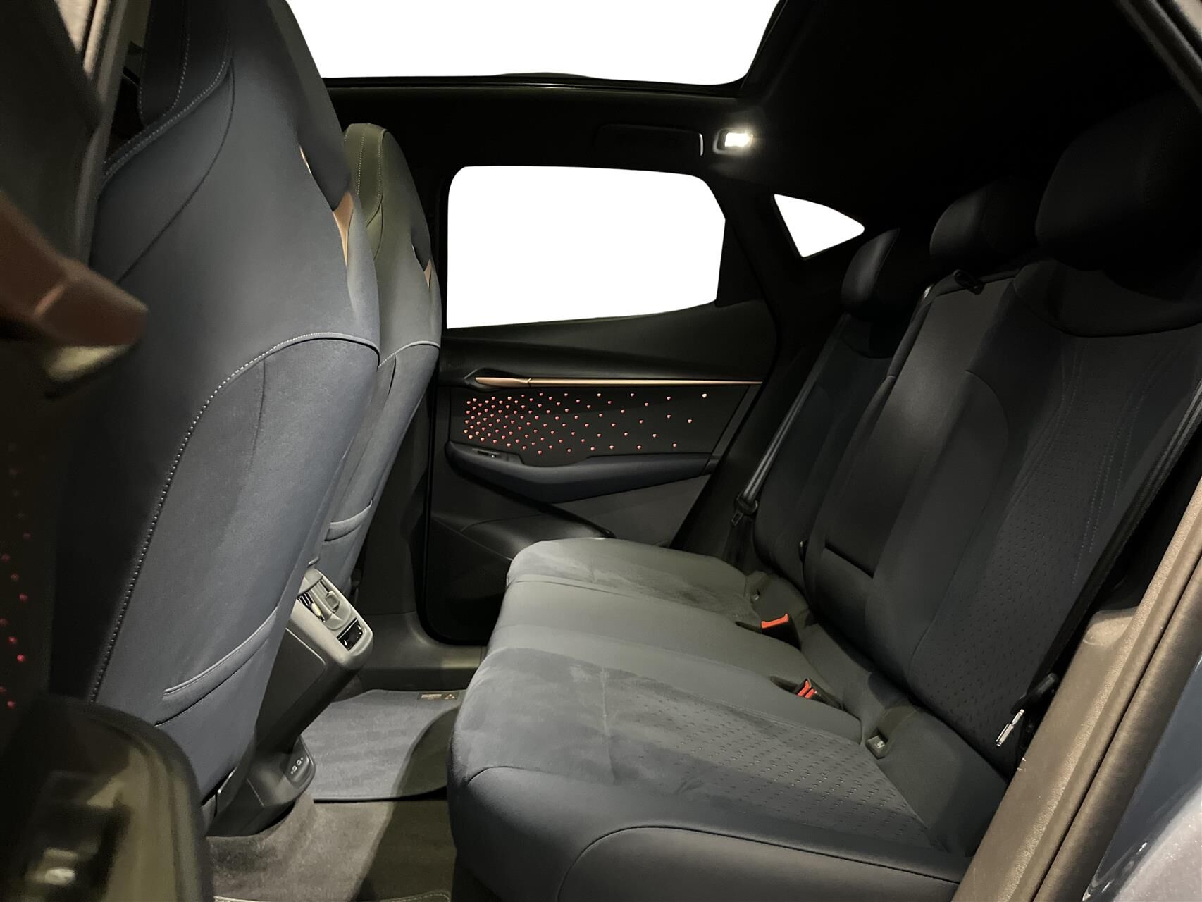 Billede af Cupra Tavascan EL VZ Adrenaline 4X4 340HK 5d Aut.