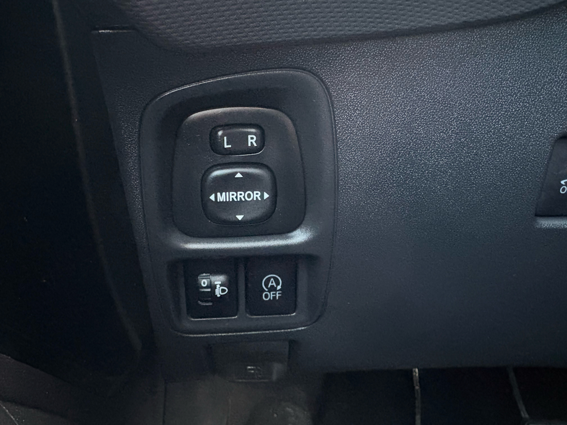 Billede af Peugeot 108 1,0 e-Vti Infinity M 72HK 5d