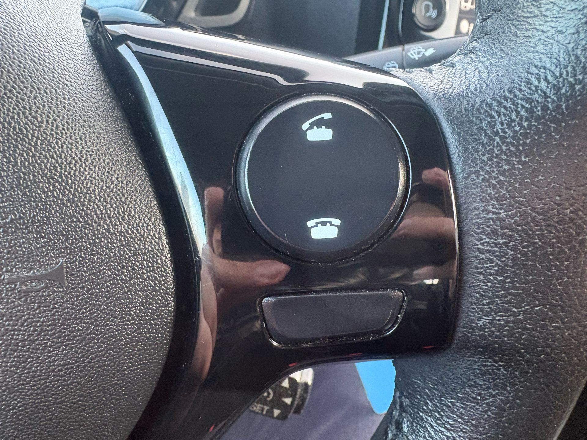 Billede af Peugeot 108 1,0 e-Vti Infinity M 72HK 5d