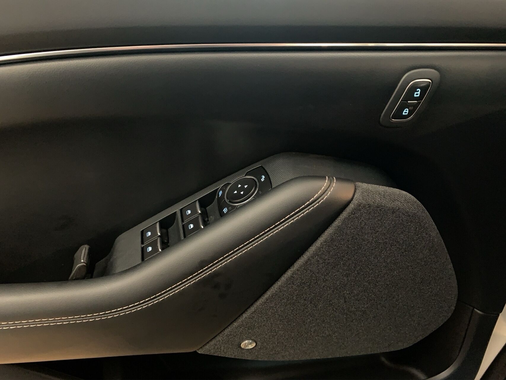 Billede af Ford Mustang Mach-E EL UR 294HK 5d Aut.