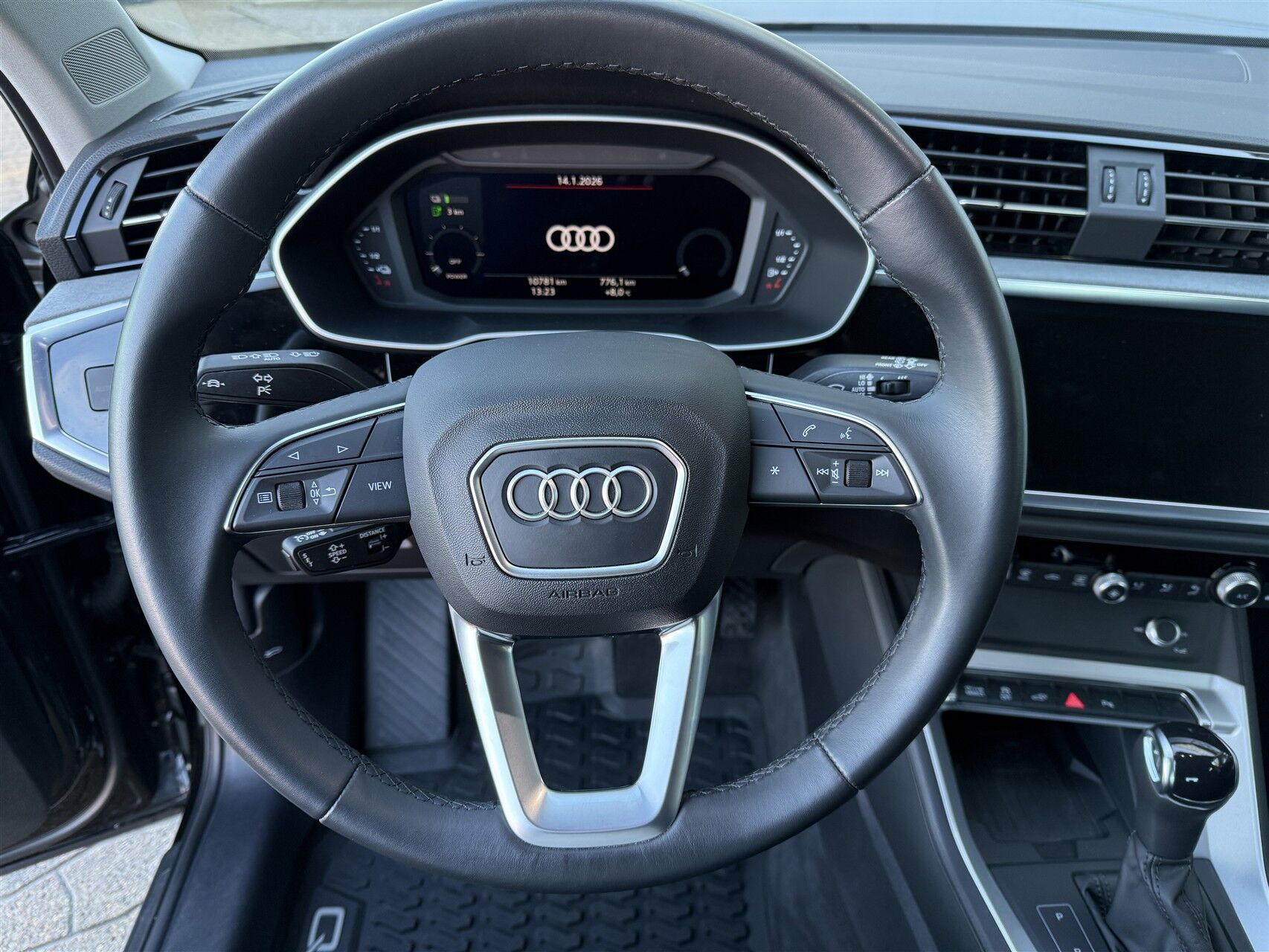 Billede af Audi Q3 1,4 45 TFSI e  Plugin-hybrid Attitude Plus S Tronic 245HK 5d 6g Aut.