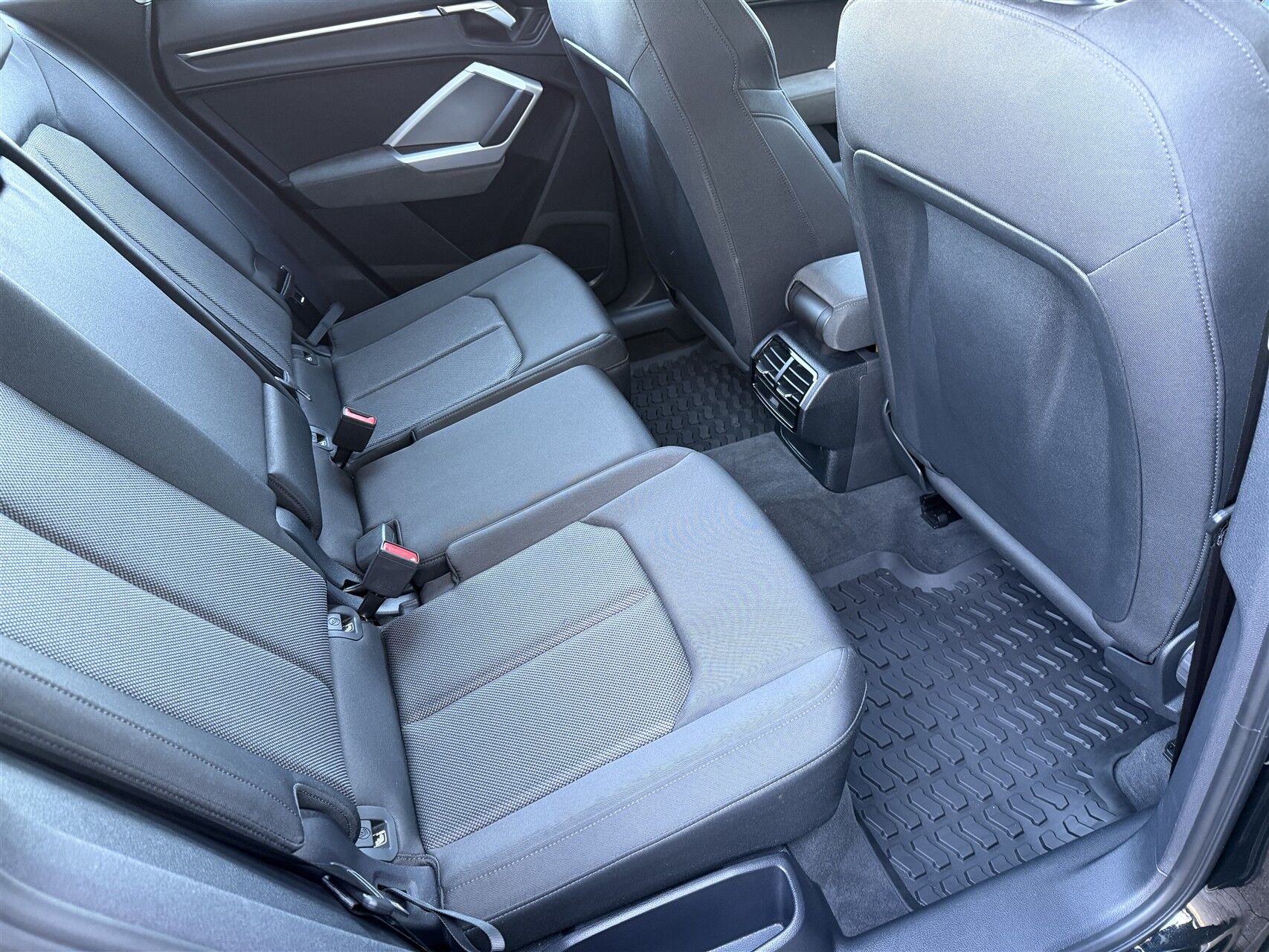 Billede af Audi Q3 1,4 45 TFSI e  Plugin-hybrid Attitude Plus S Tronic 245HK 5d 6g Aut.