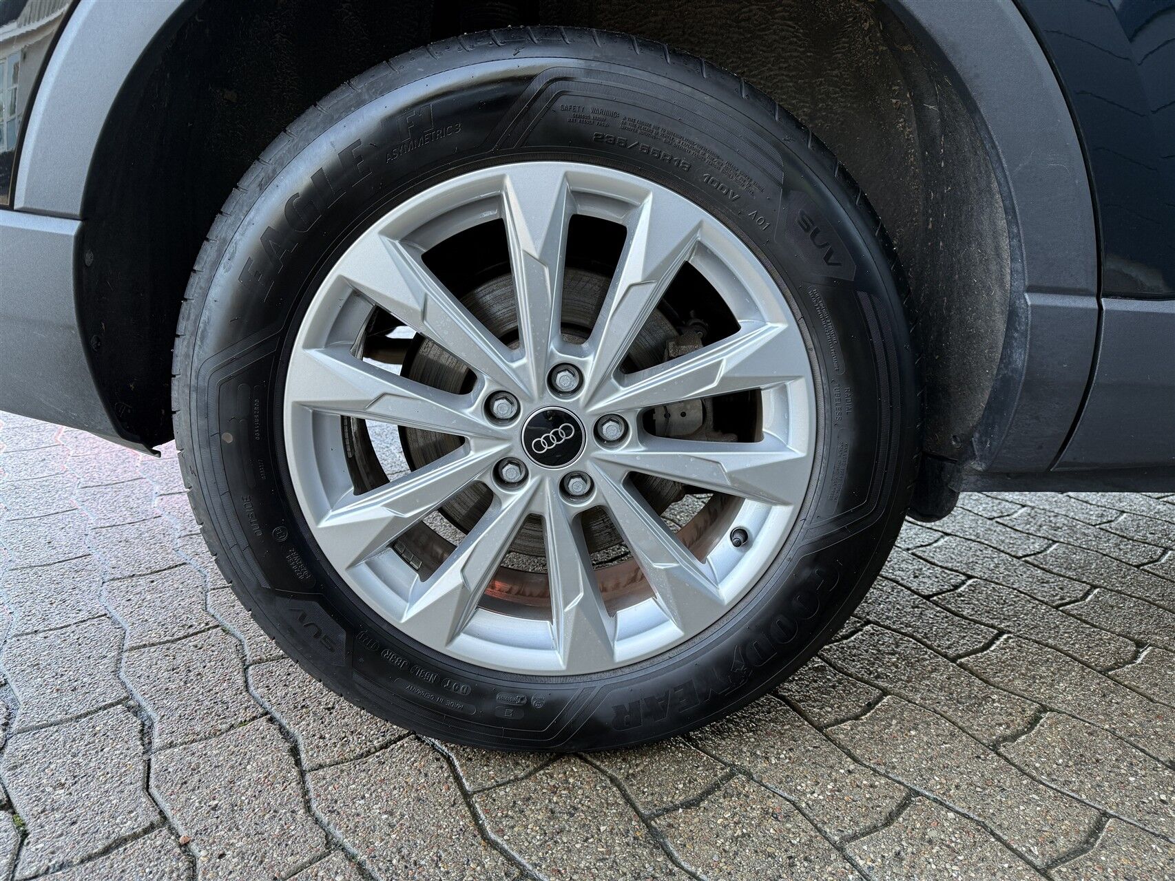 Billede af Audi Q3 1,4 45 TFSI e  Plugin-hybrid Attitude Plus S Tronic 245HK 5d 6g Aut.