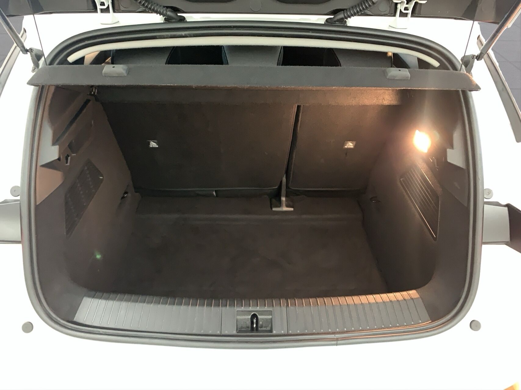 Billede af Renault Mégane E-TECH Equilibre 220HK 5d Aut.