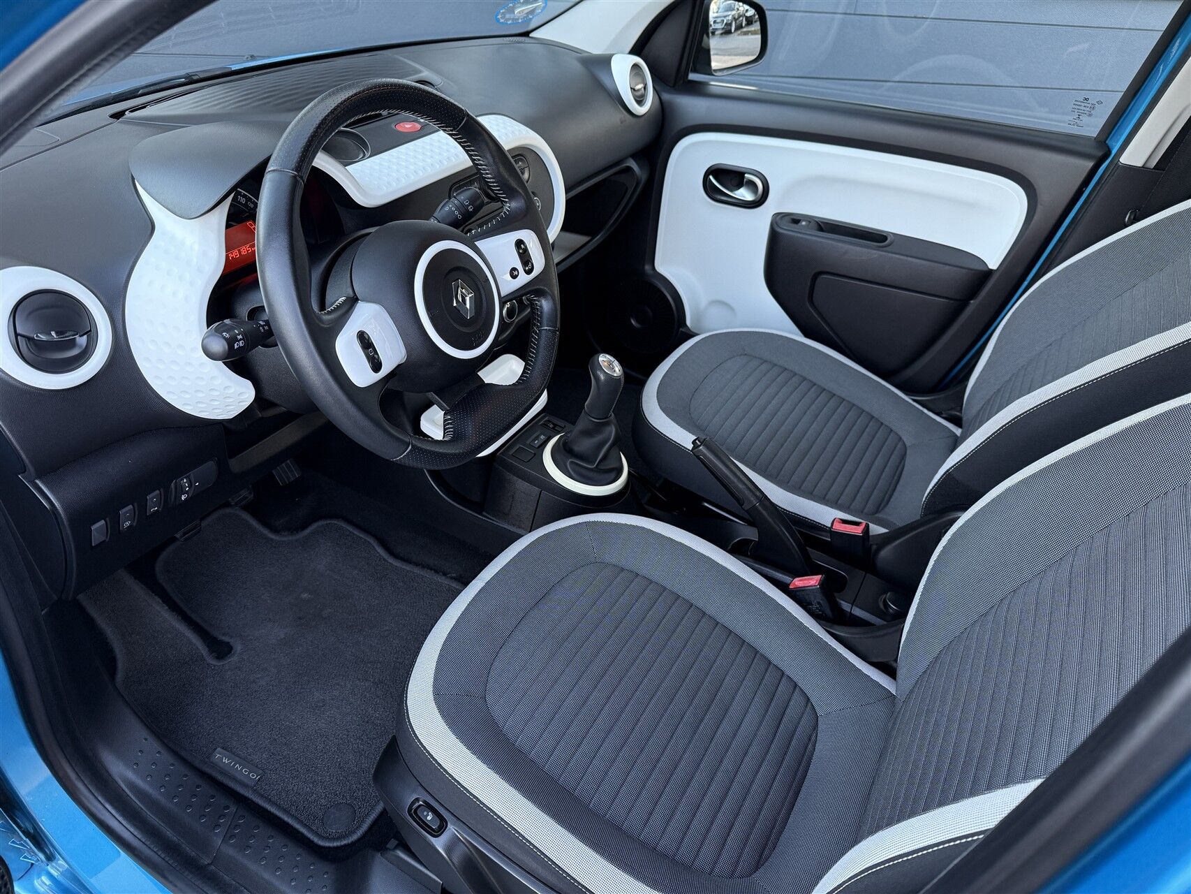 Billede af Renault Twingo 1,0 Sce Expression start/stop 70HK 5d