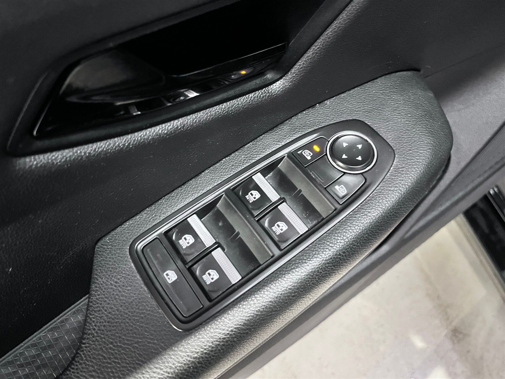 Billede af Renault Mégane E-TECH Equilibre 220HK 5d Aut.