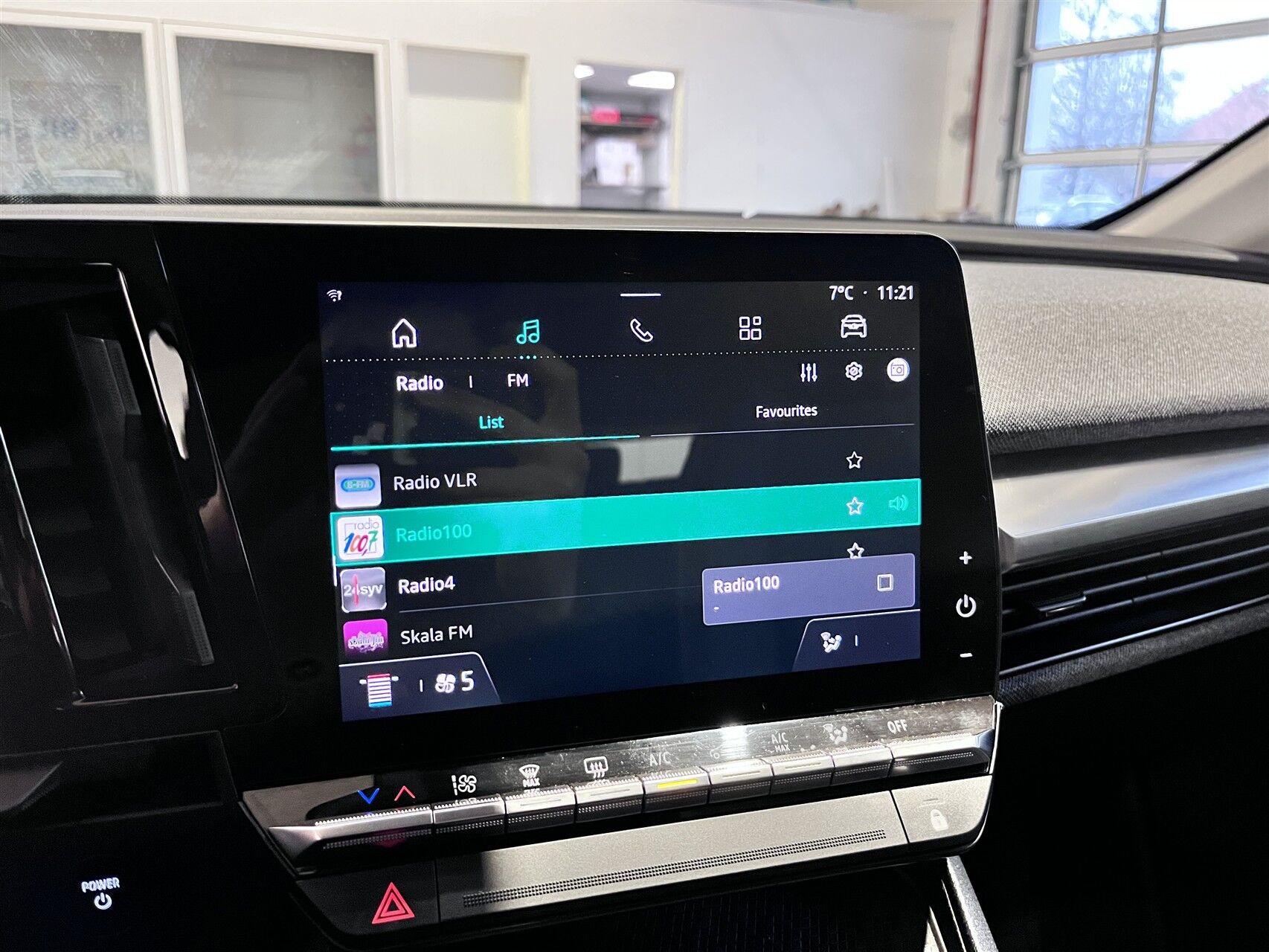 Billede af Renault Mégane E-TECH Equilibre 220HK 5d Aut.